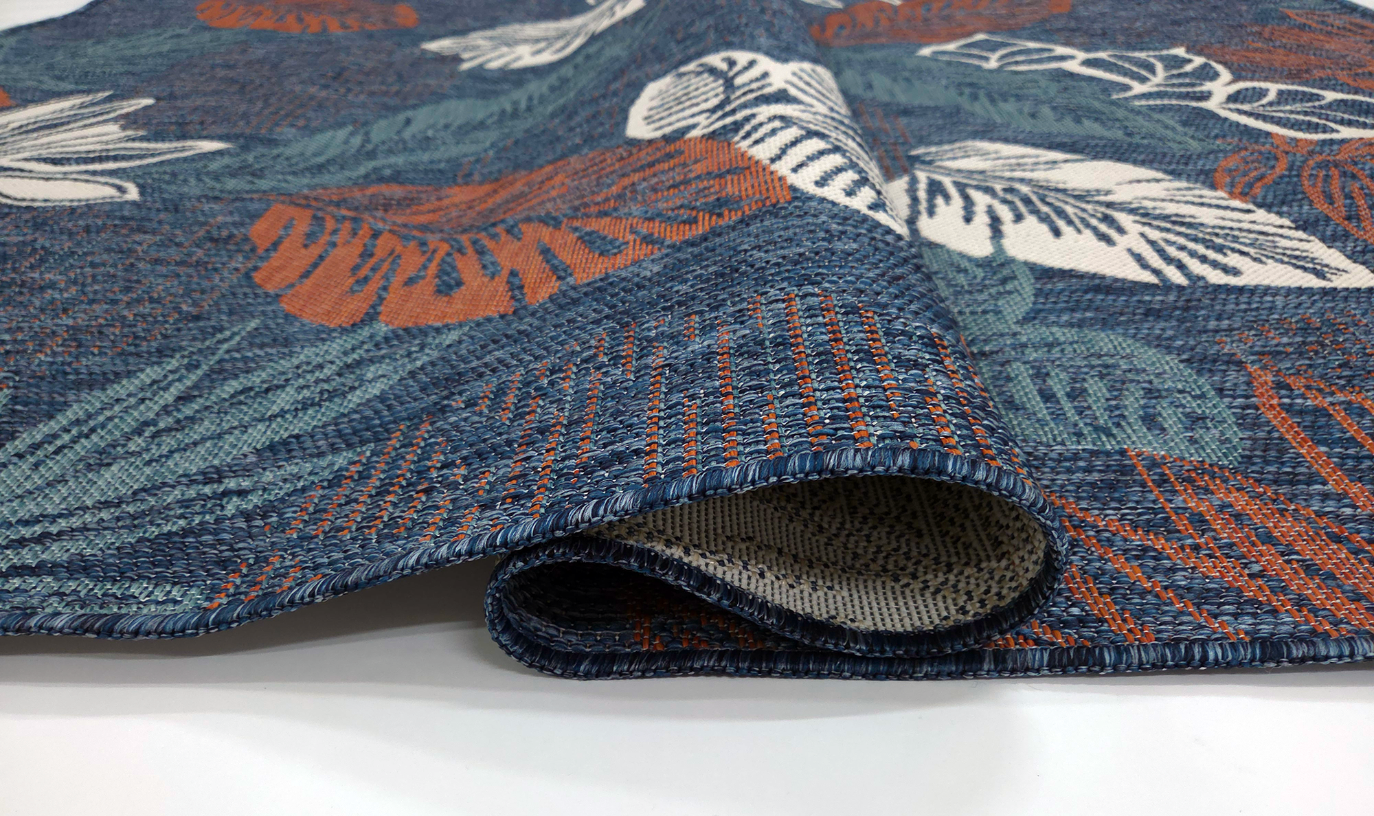 Flora 1111 S. Navy Ecru S.AQUA