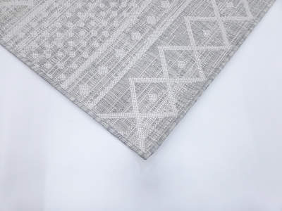 LUSH 1153 S. Grey Ecru