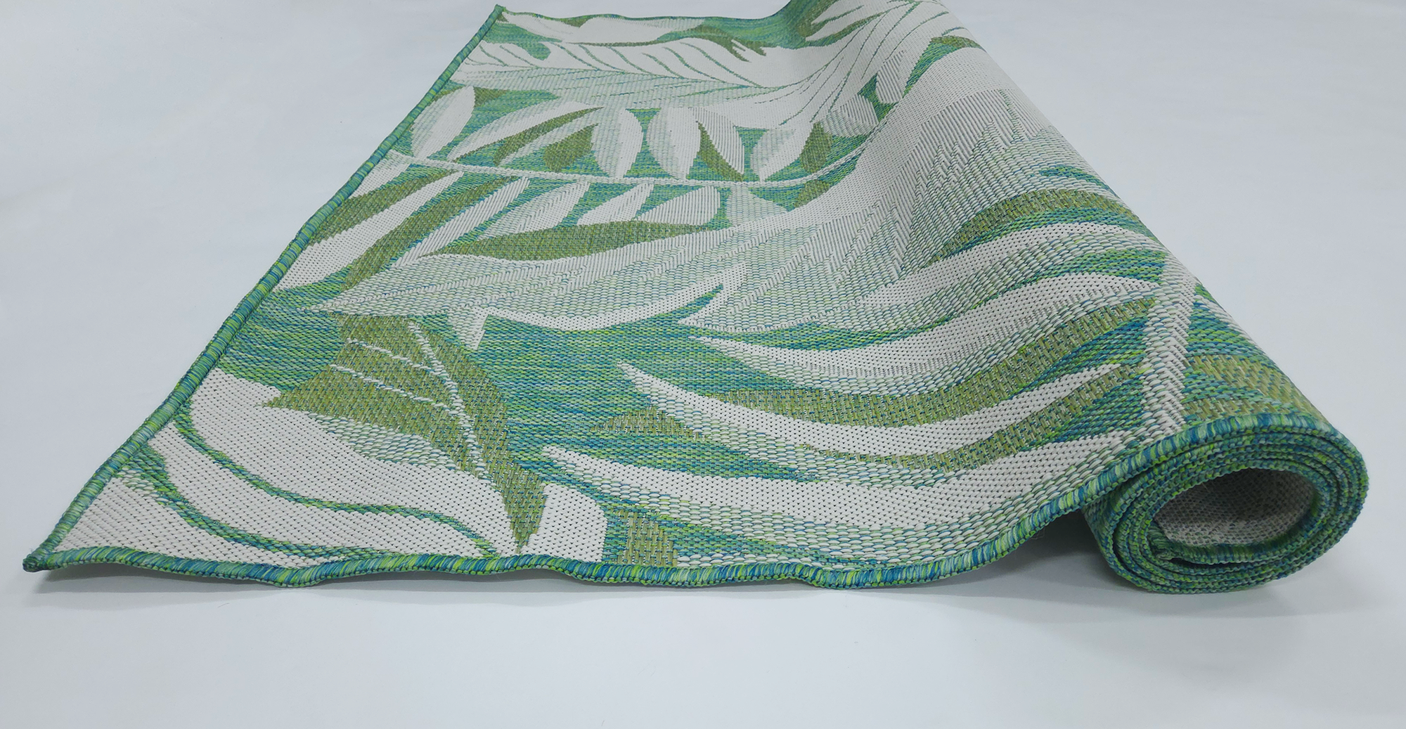 LUSH 1170 Green Blue Ecru S.PEA