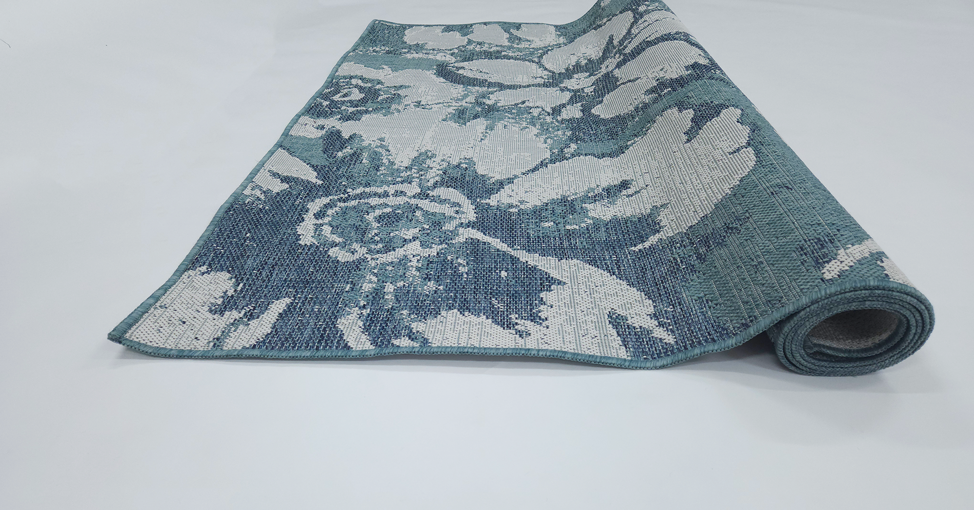 LUSH 1173 S. Aqua Ecru S.NAVY