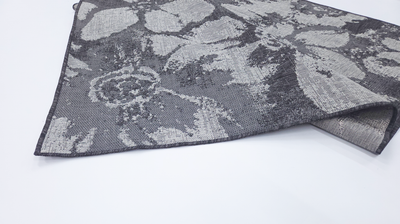 LUSH 1173 S. Black S. Grey