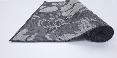 LUSH 1173 S. Black S. Grey