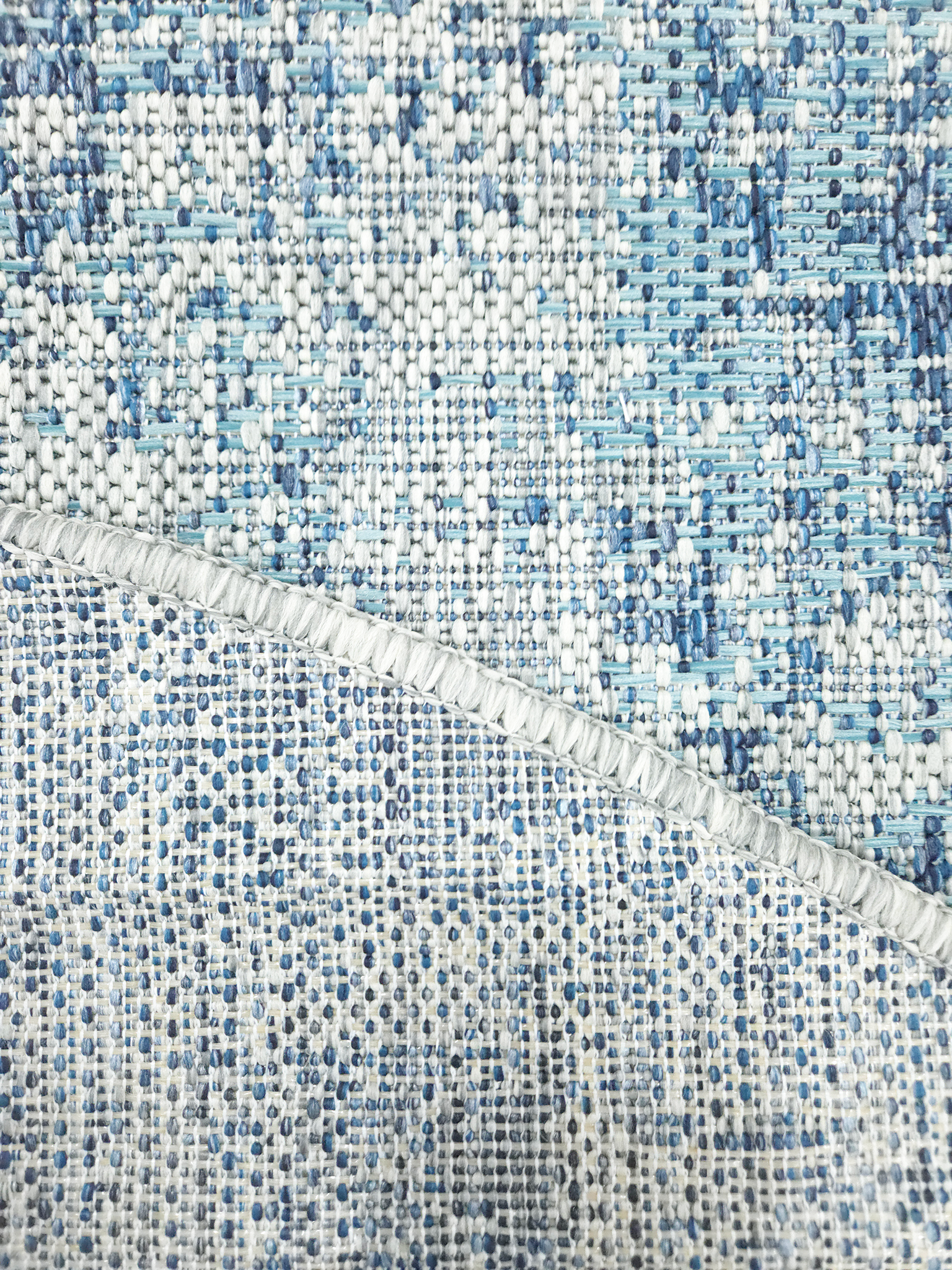 LUSH 1175 S. Grey S. Navy