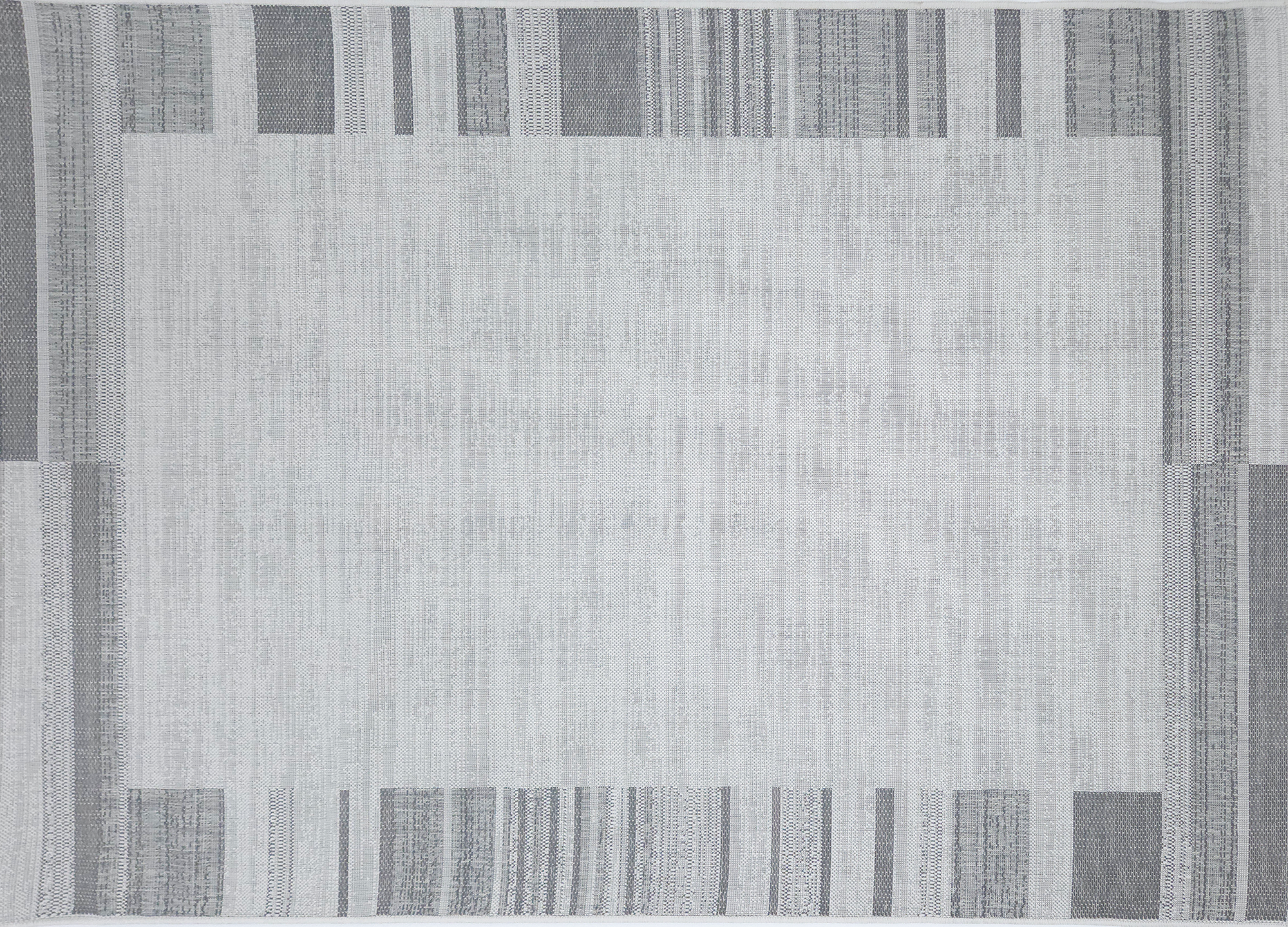 LUSH 1179 Ecru S. Grey