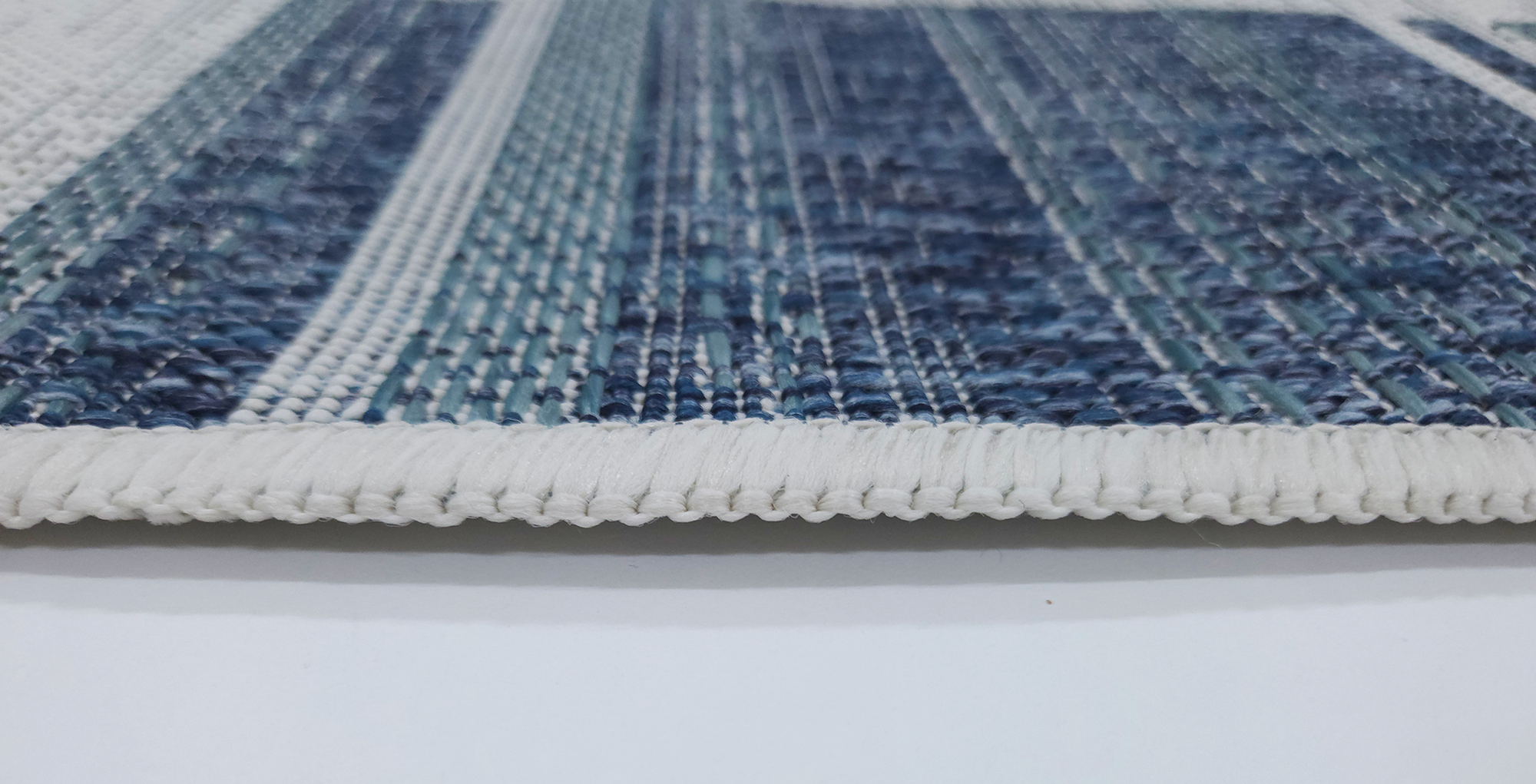 LUSH  1179 Ecru S. Navy S.AQUA