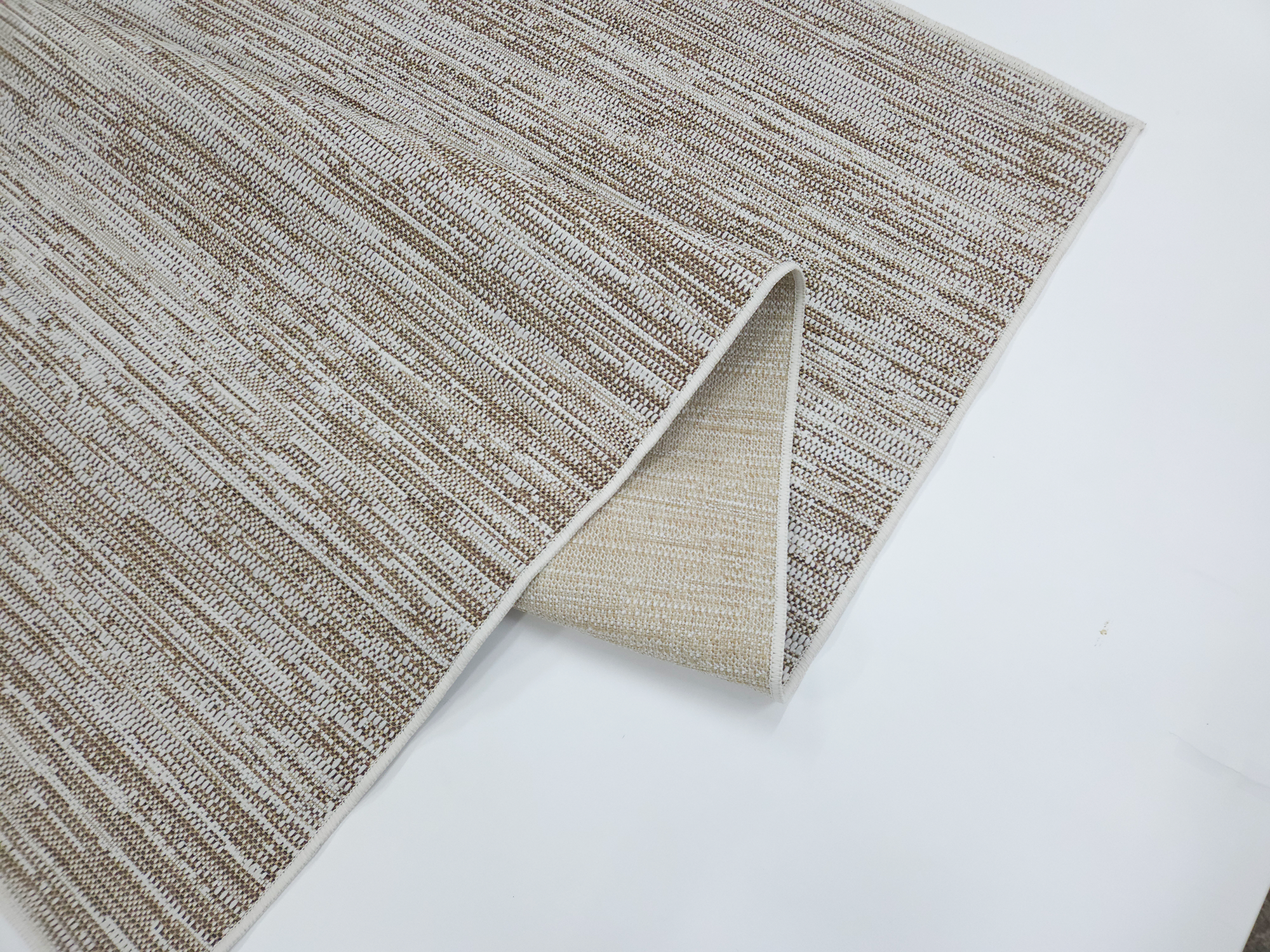 LUSH 1193 EcruNew Natural S.BROWN