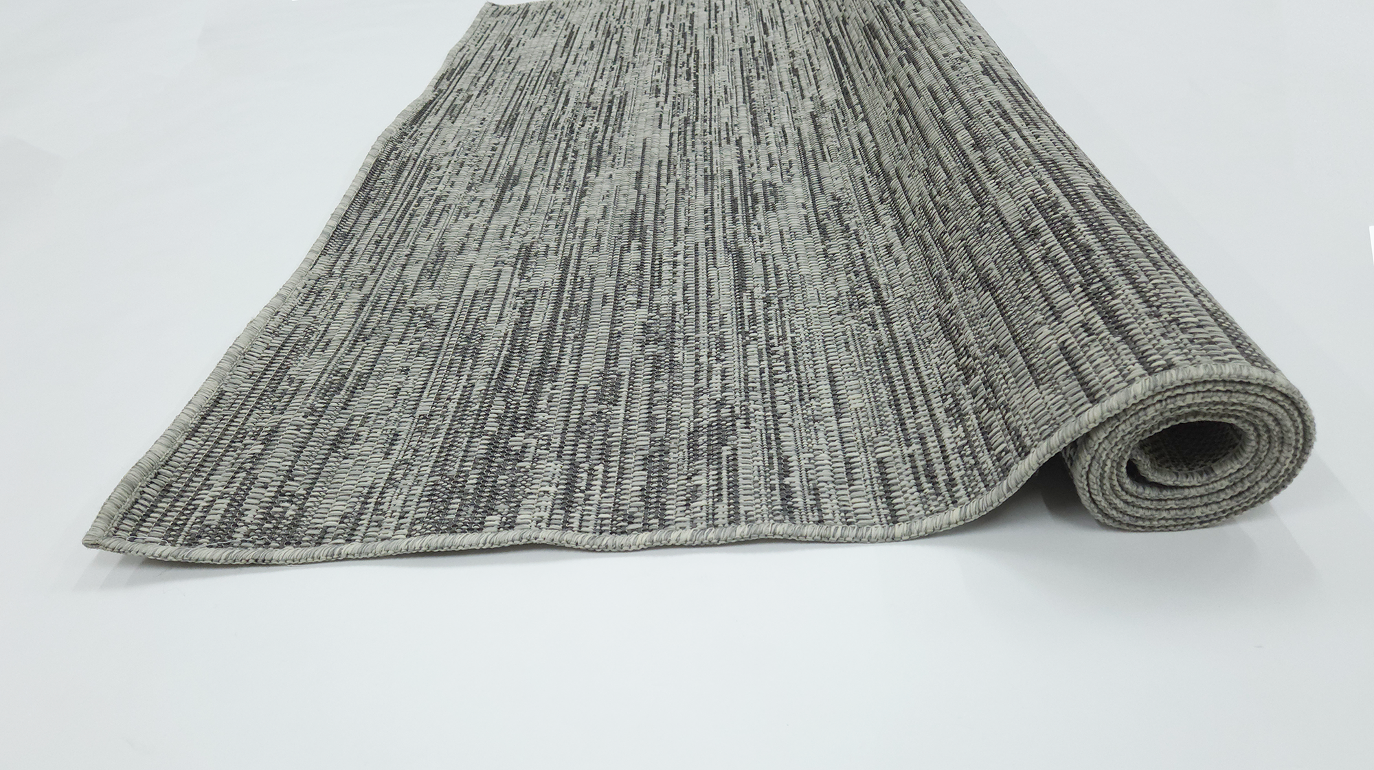 LUSH 1193 S. Grey S. Black