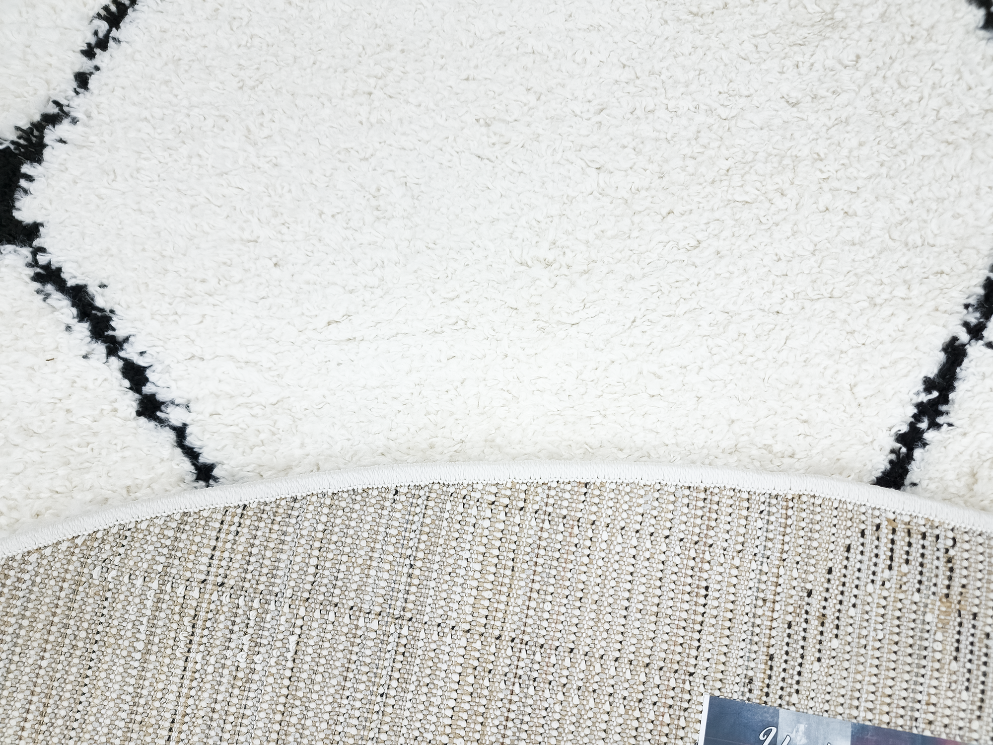 IDEAL SHAGGY 80260 390 WHITE BLACK (ROUND)