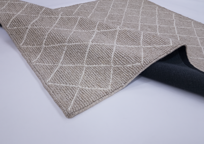 ARGYLE DIAMOND BEIGE-WOOL & POLYESTER