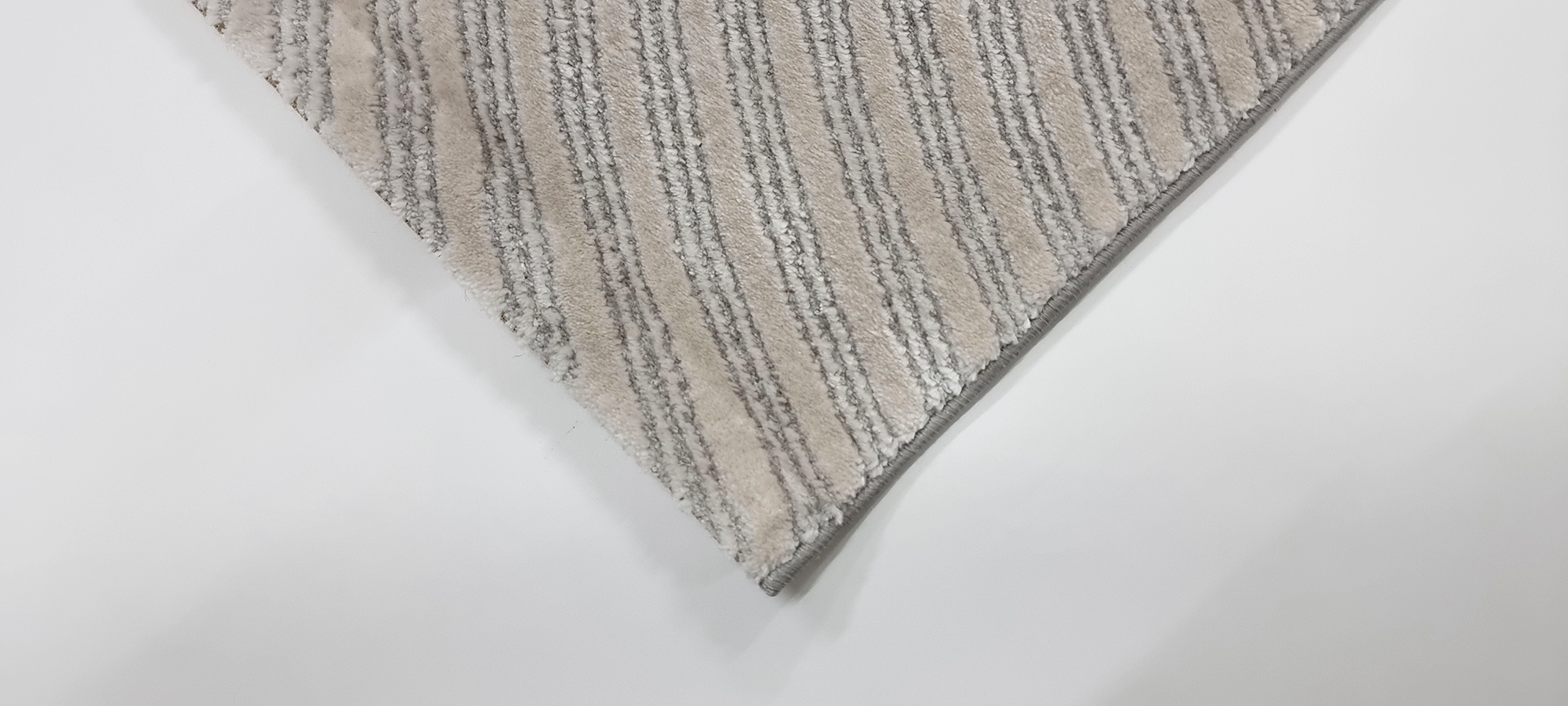 Lavina 542 GREY CREAM