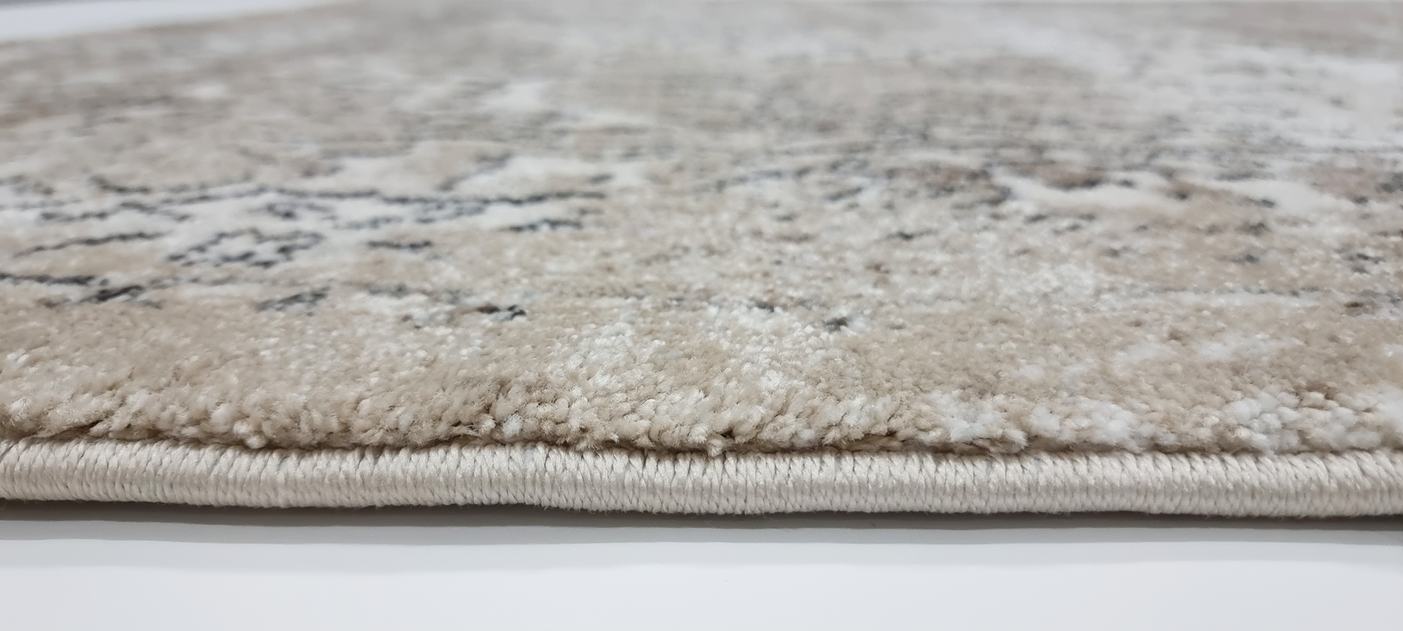 TITAN 365 WHITE / L.BEIGE