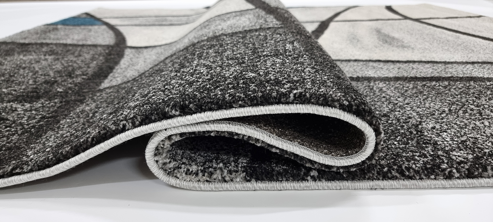 TITAN 723 BLACK / BLUE