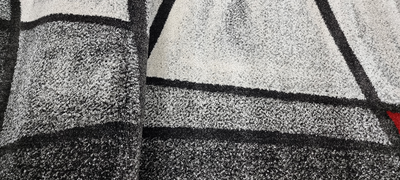 TITAN   723 BLACK / RED