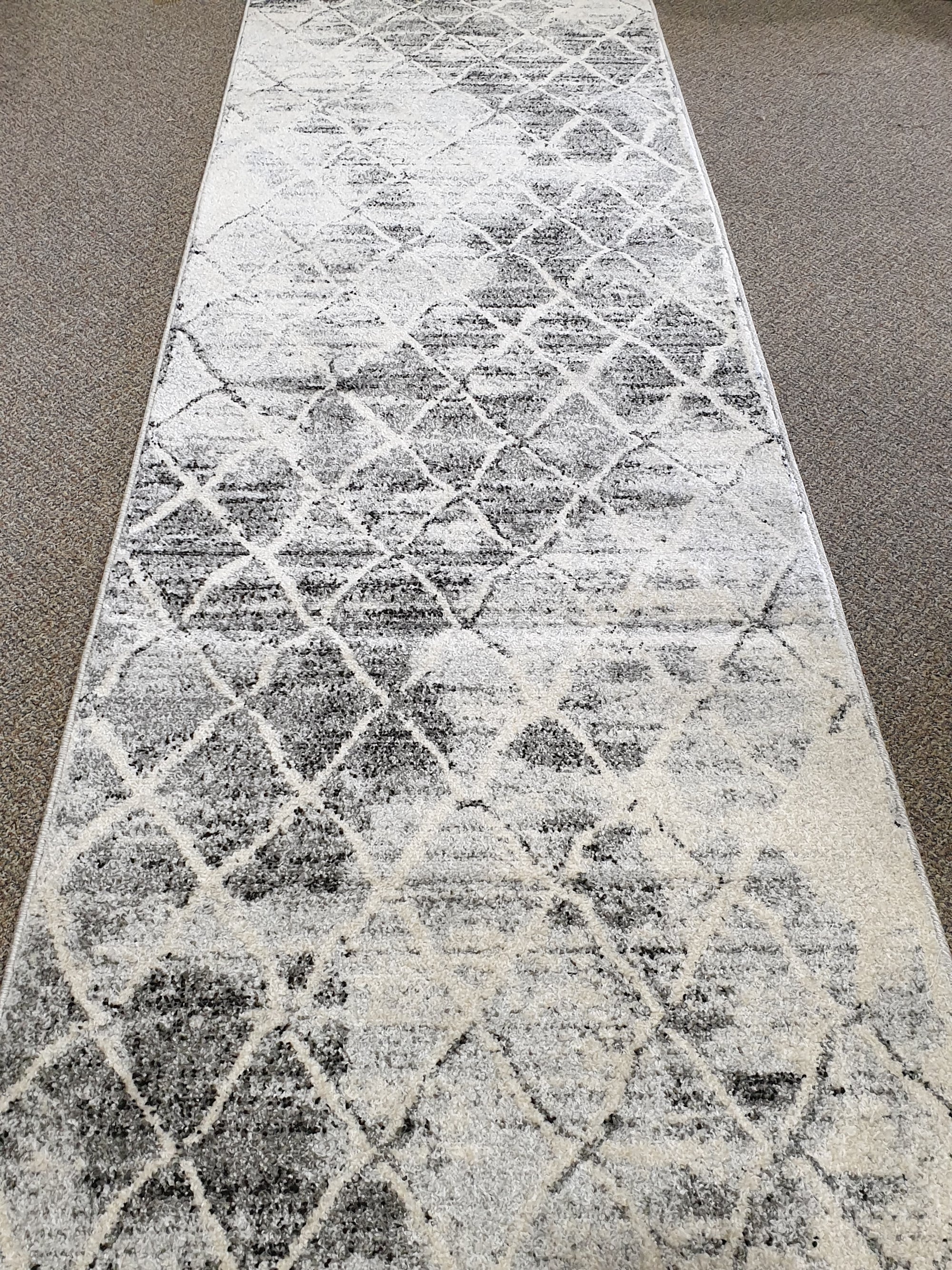 Frisee Rug 635A L.GREY / CREAM