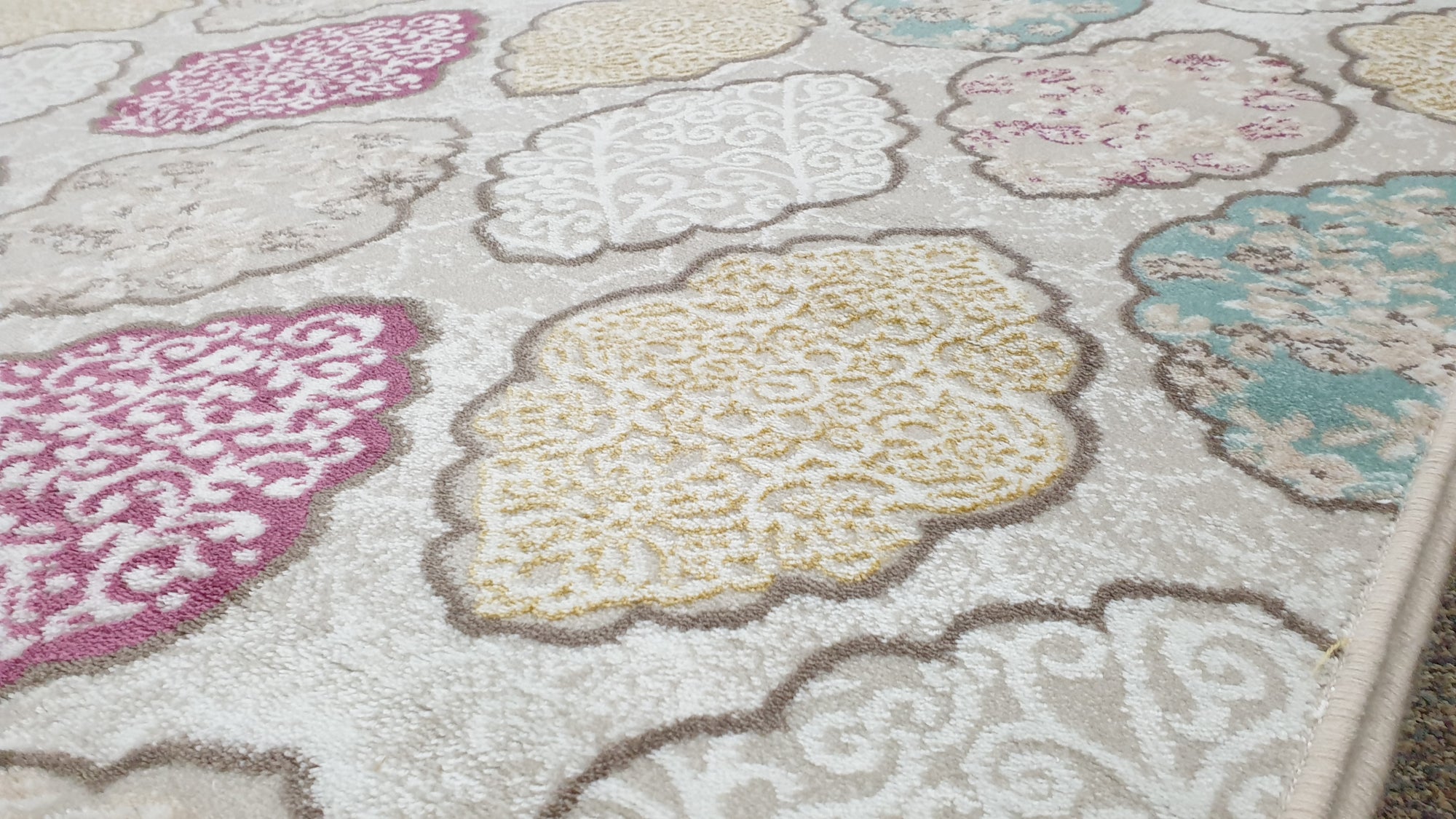 FESHANE 9418 BEIGE/DAMSON