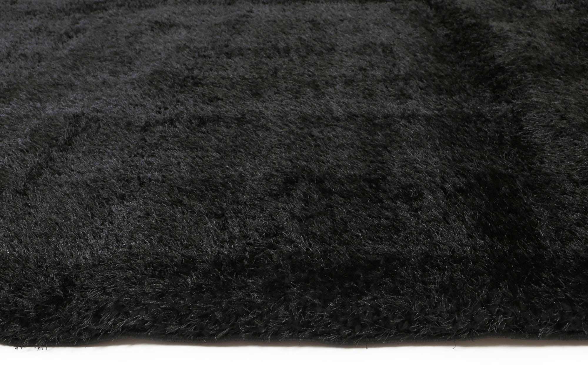 Fluffy Shaggy Black