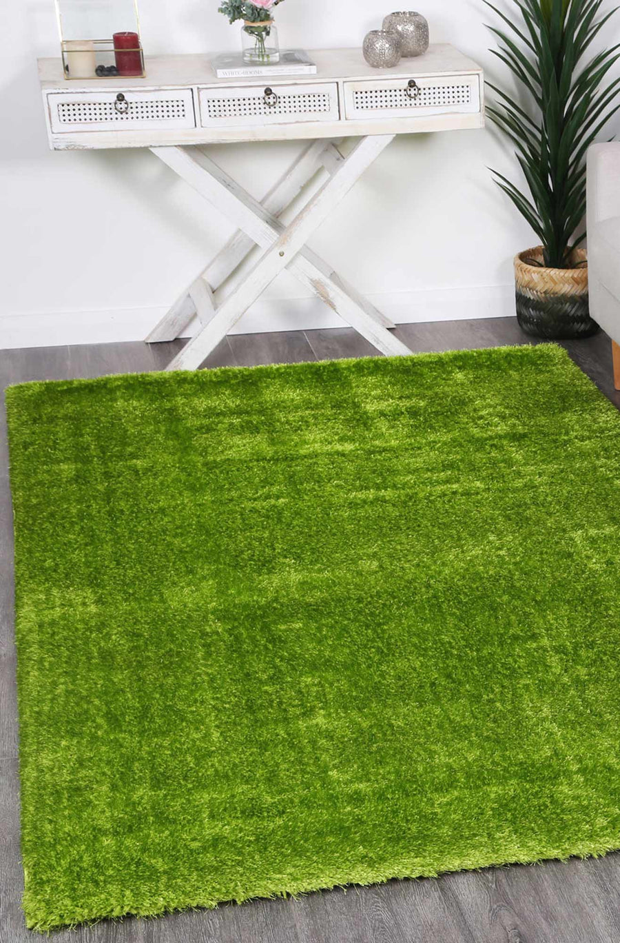 Fluffy Shaggy Grass Green