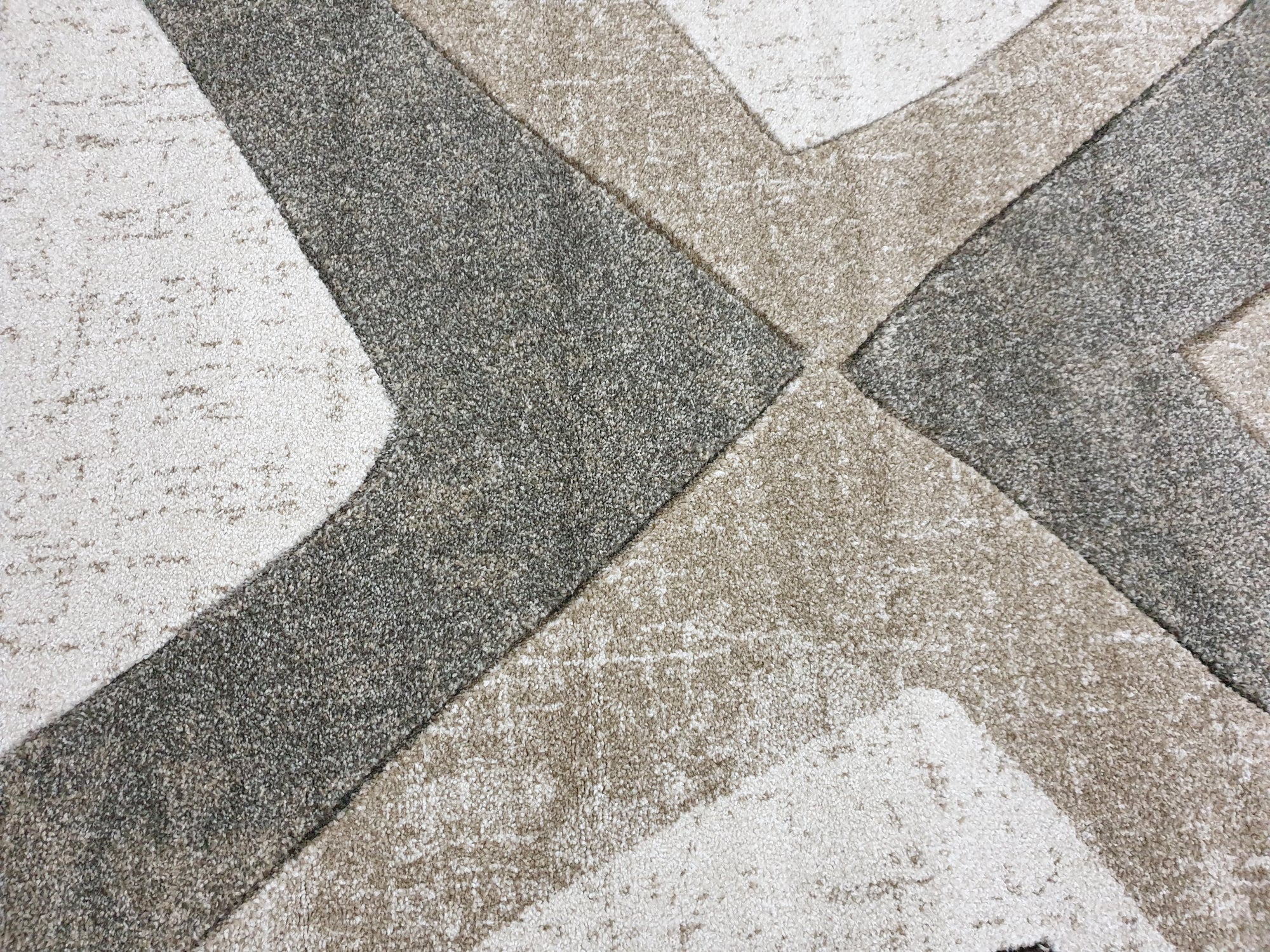 Omega C585A-FLD67 BEIGE/FUME