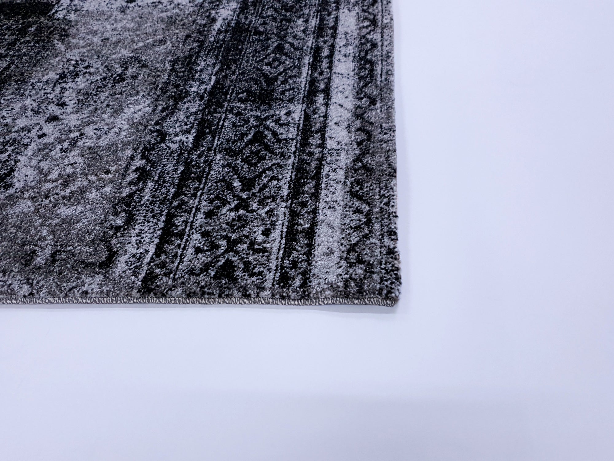 Frisee Rug 106A BLACK/L.GREY