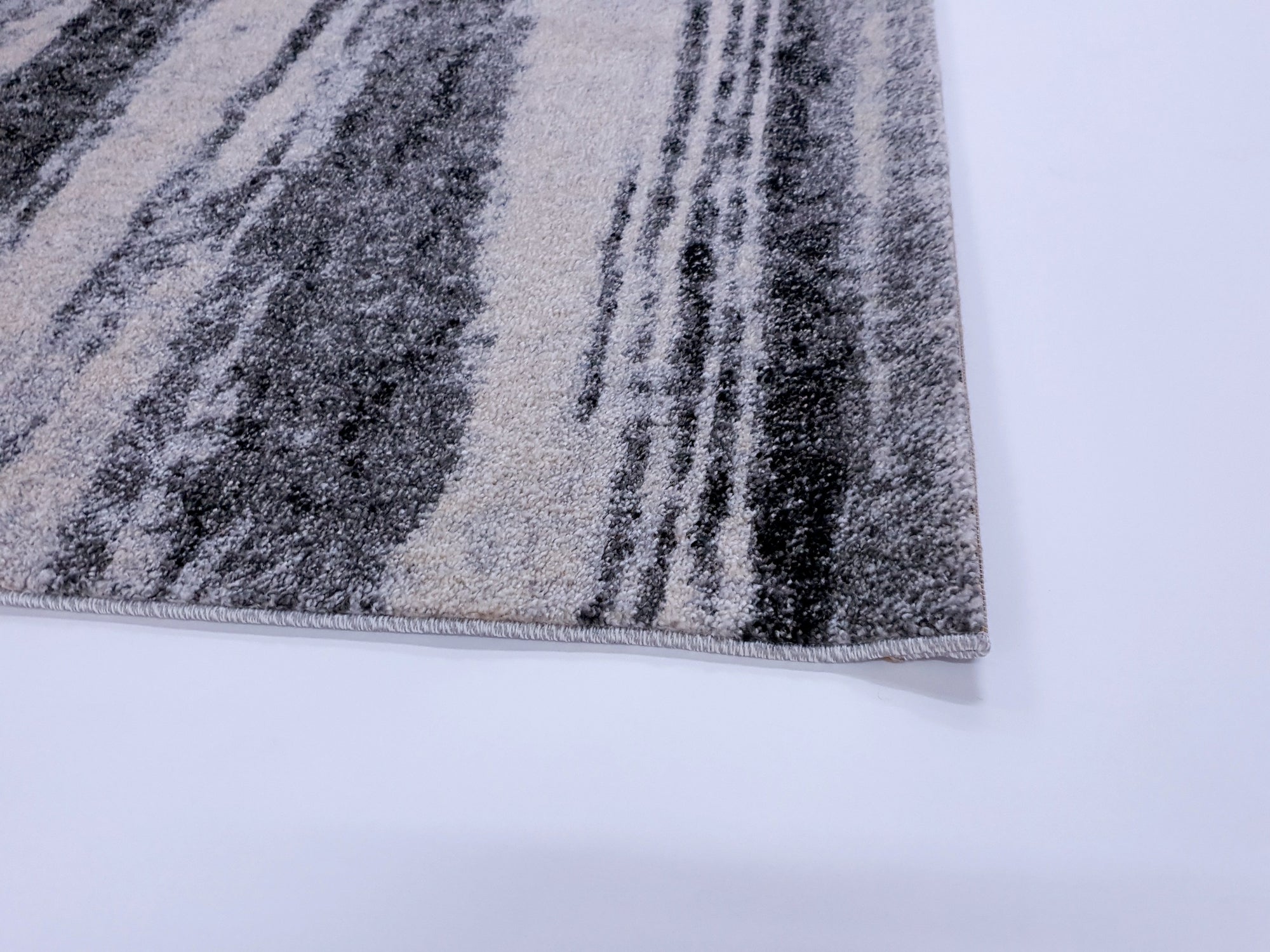 Frisee Rug 261A D.GREY/BLACK