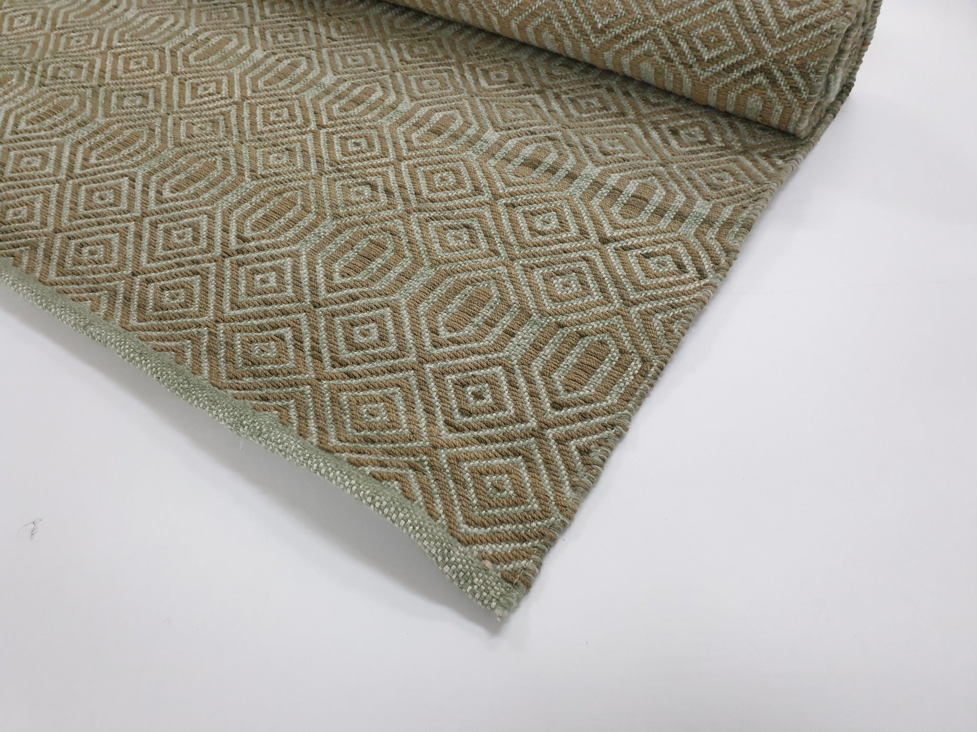 Indoor/Outdoor 102 Green Stone