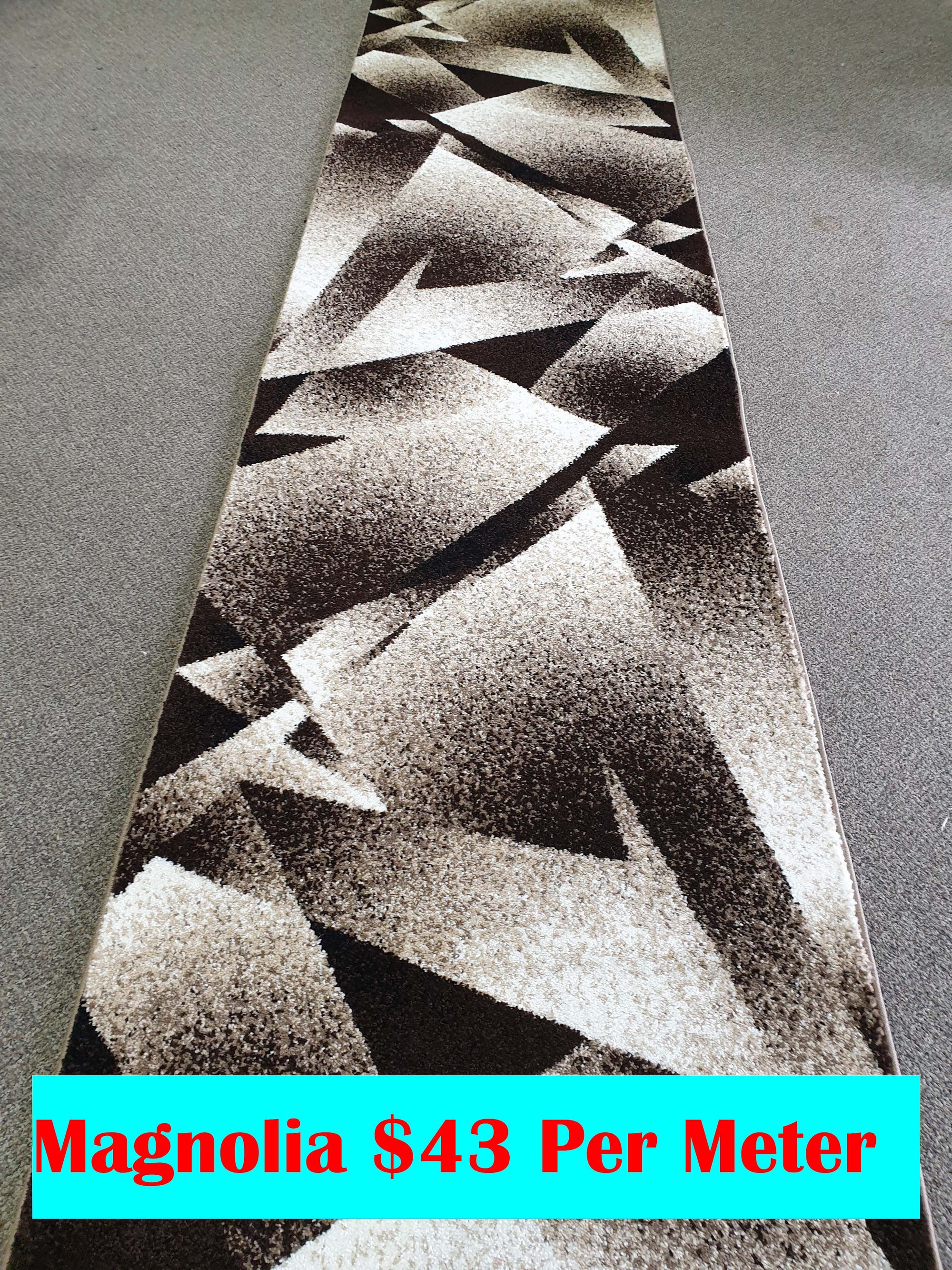 Magnolia 585 Beige/Fume