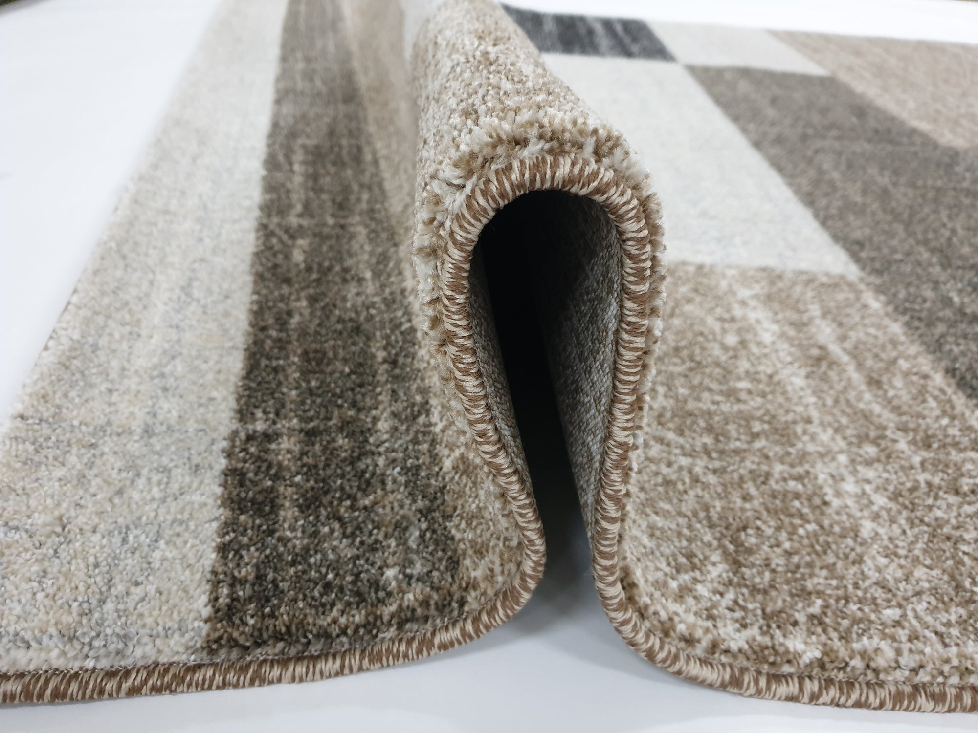 Melih 670A BEIGE / FUME