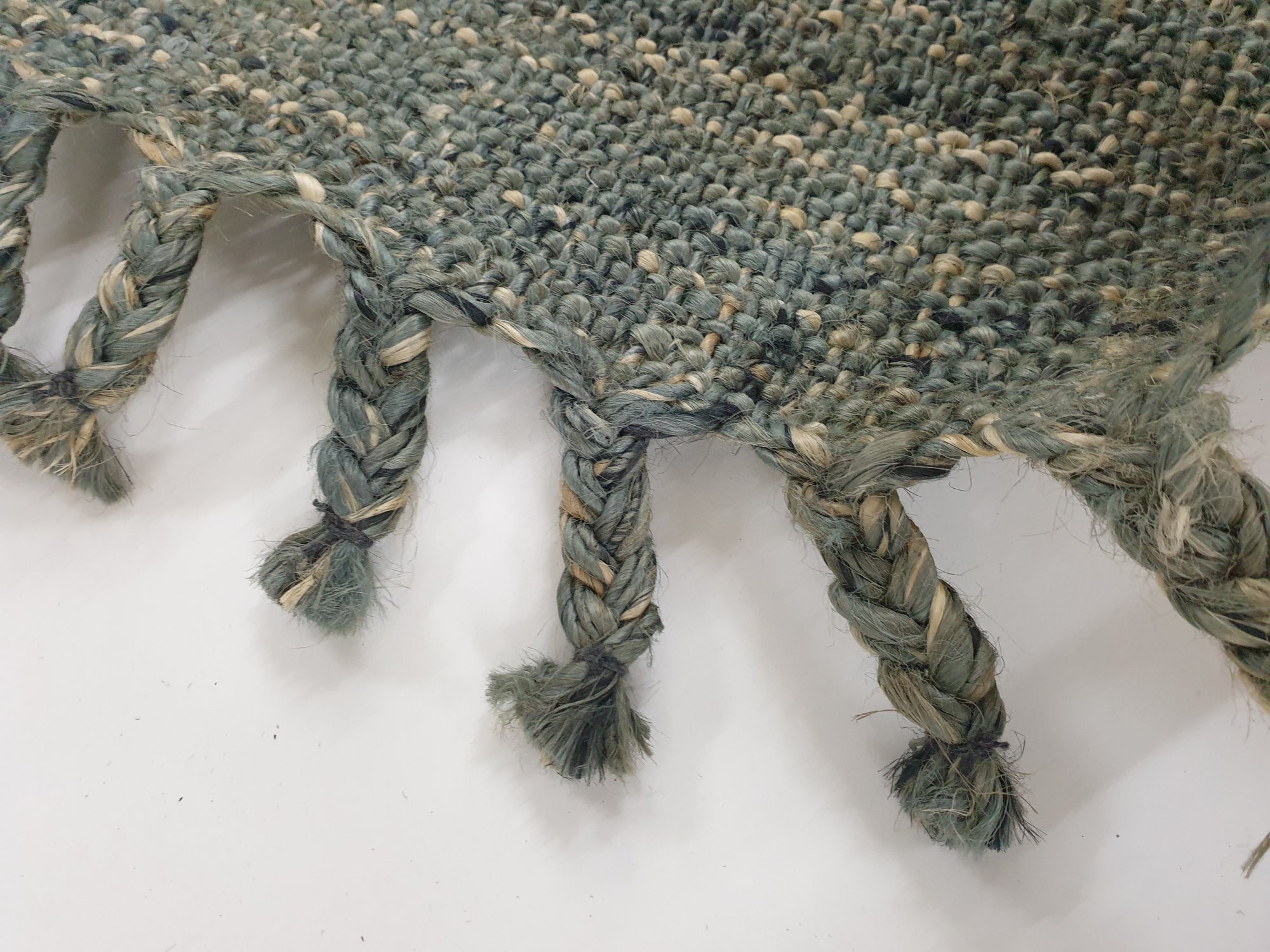 Vegas Jute Olive