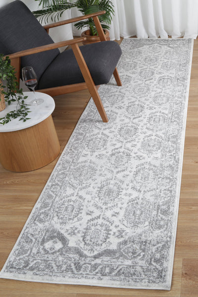 Provence 3 White Grey Traditional