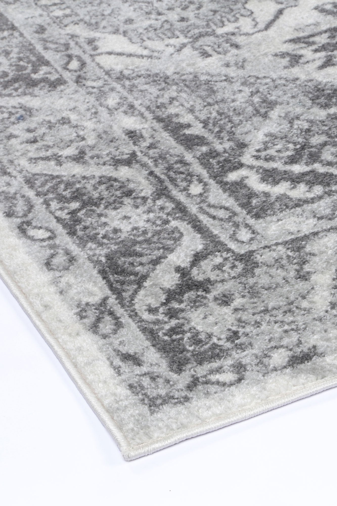 Provence 3 White Grey Traditional
