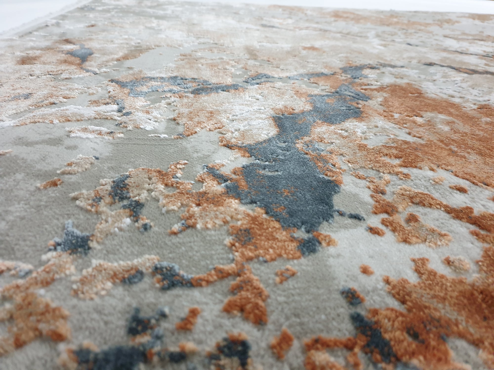 Divine 0083 D.beige/White