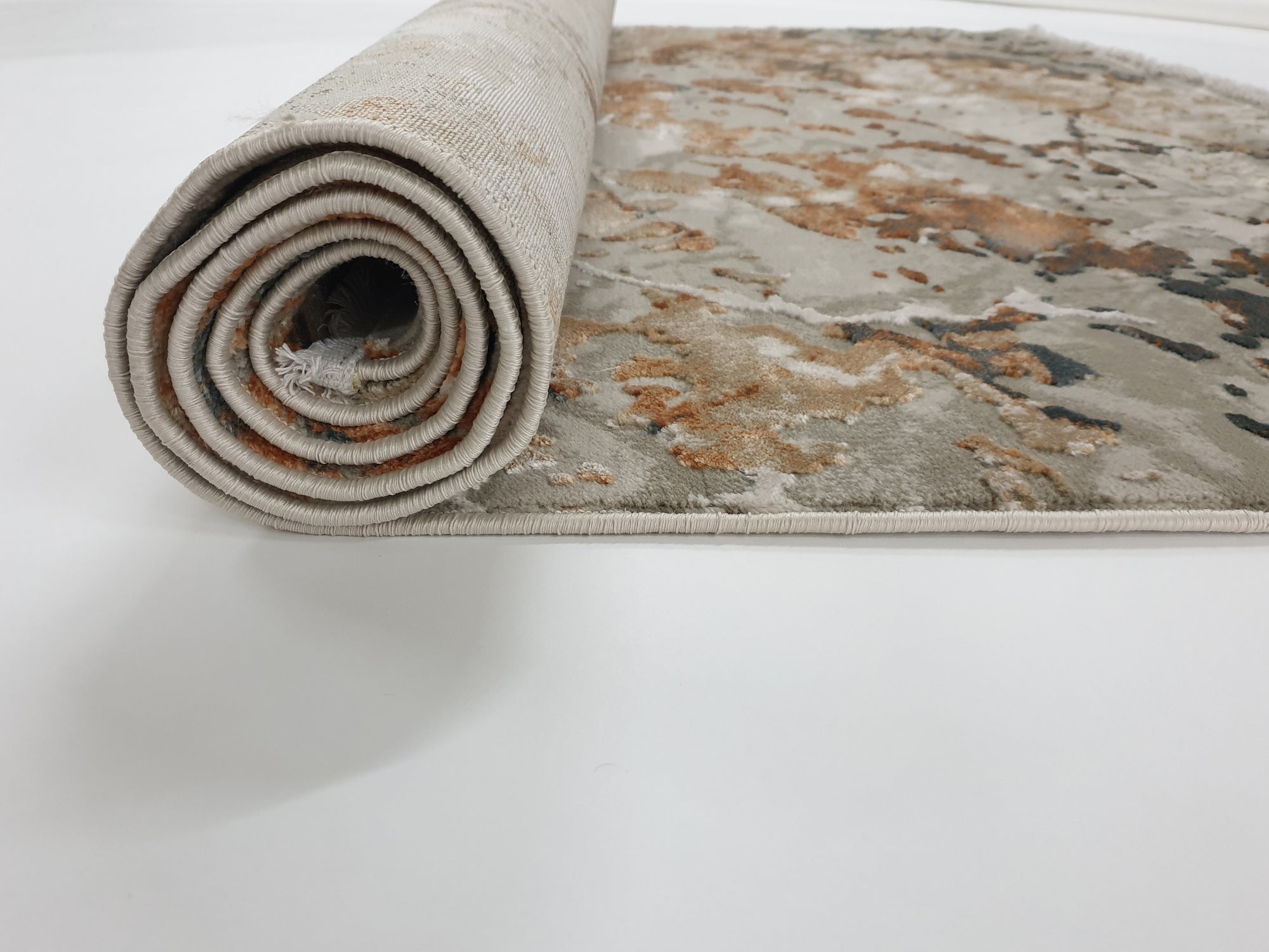 Divine 0083 D.beige/White