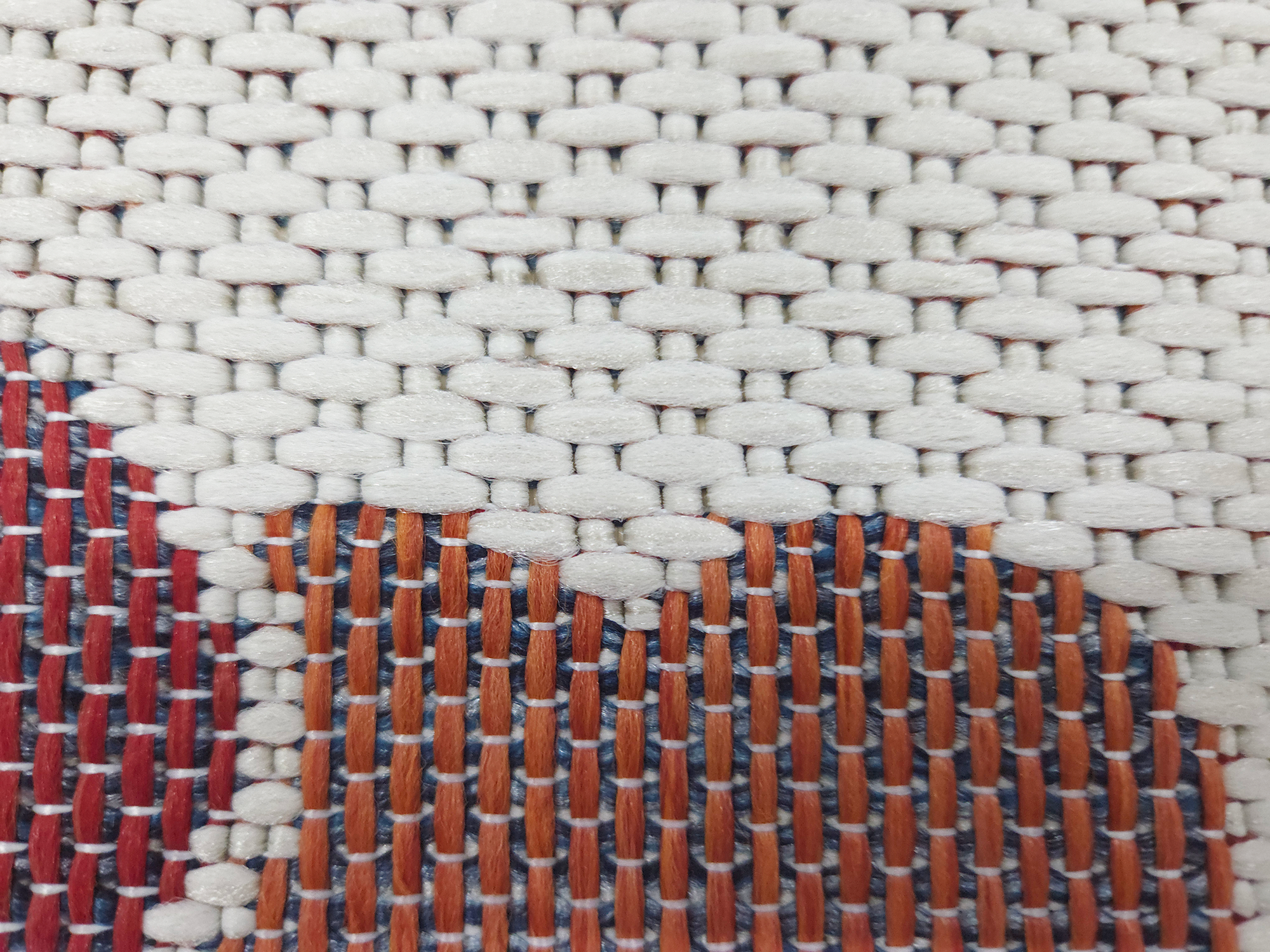 Flora  1136 Ecru S. Navy RED