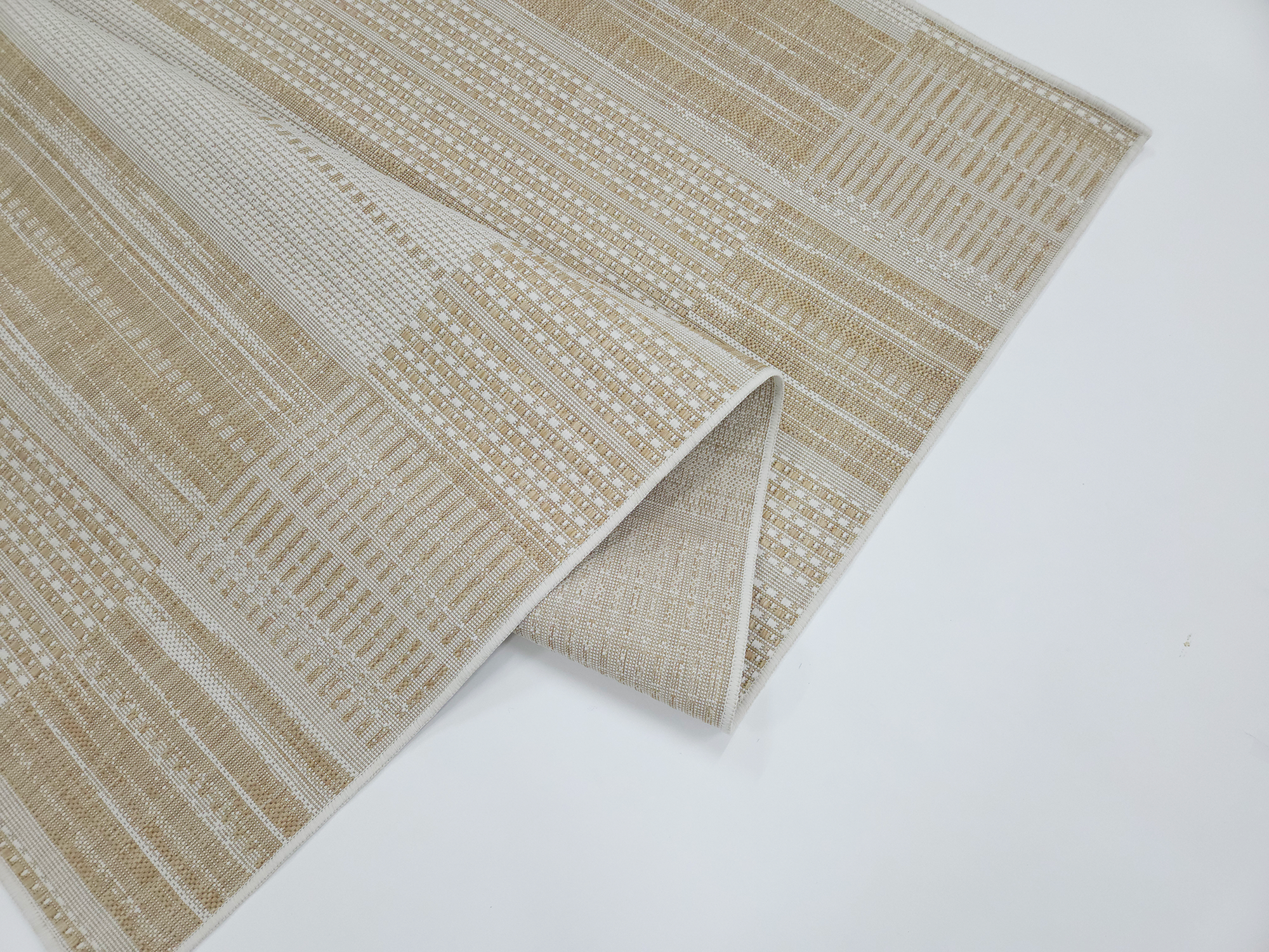 LUSH 1150 Ecru New Natural