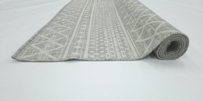 LUSH 1153 S. Grey Ecru