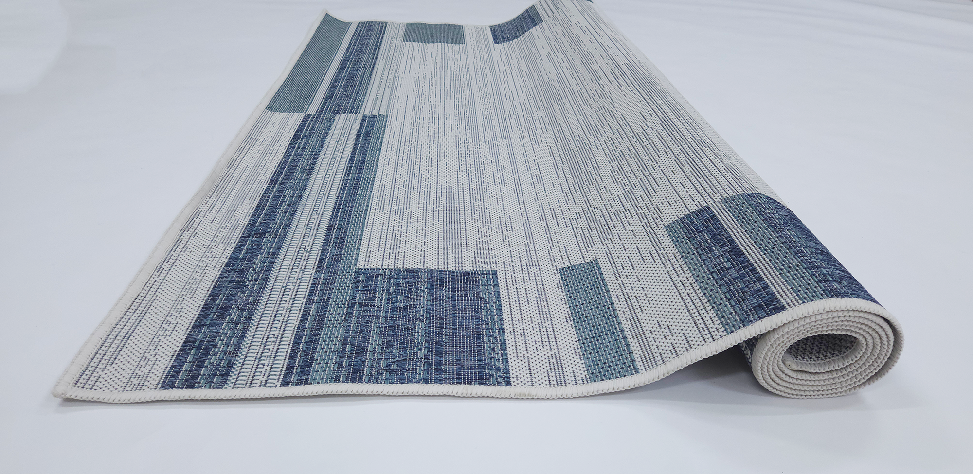 LUSH  1179 Ecru S. Navy S.AQUA