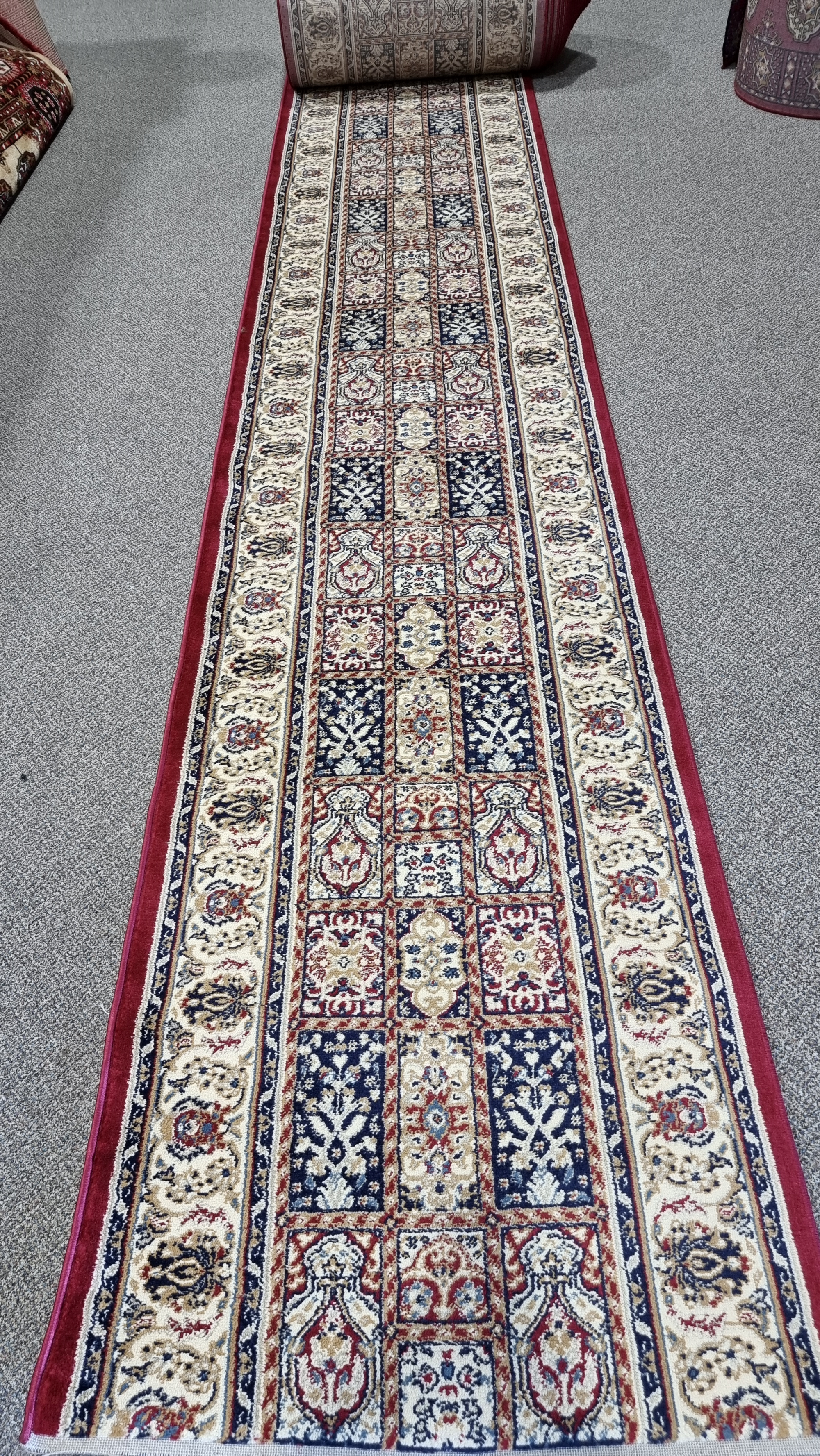 Kerman 147 Red
