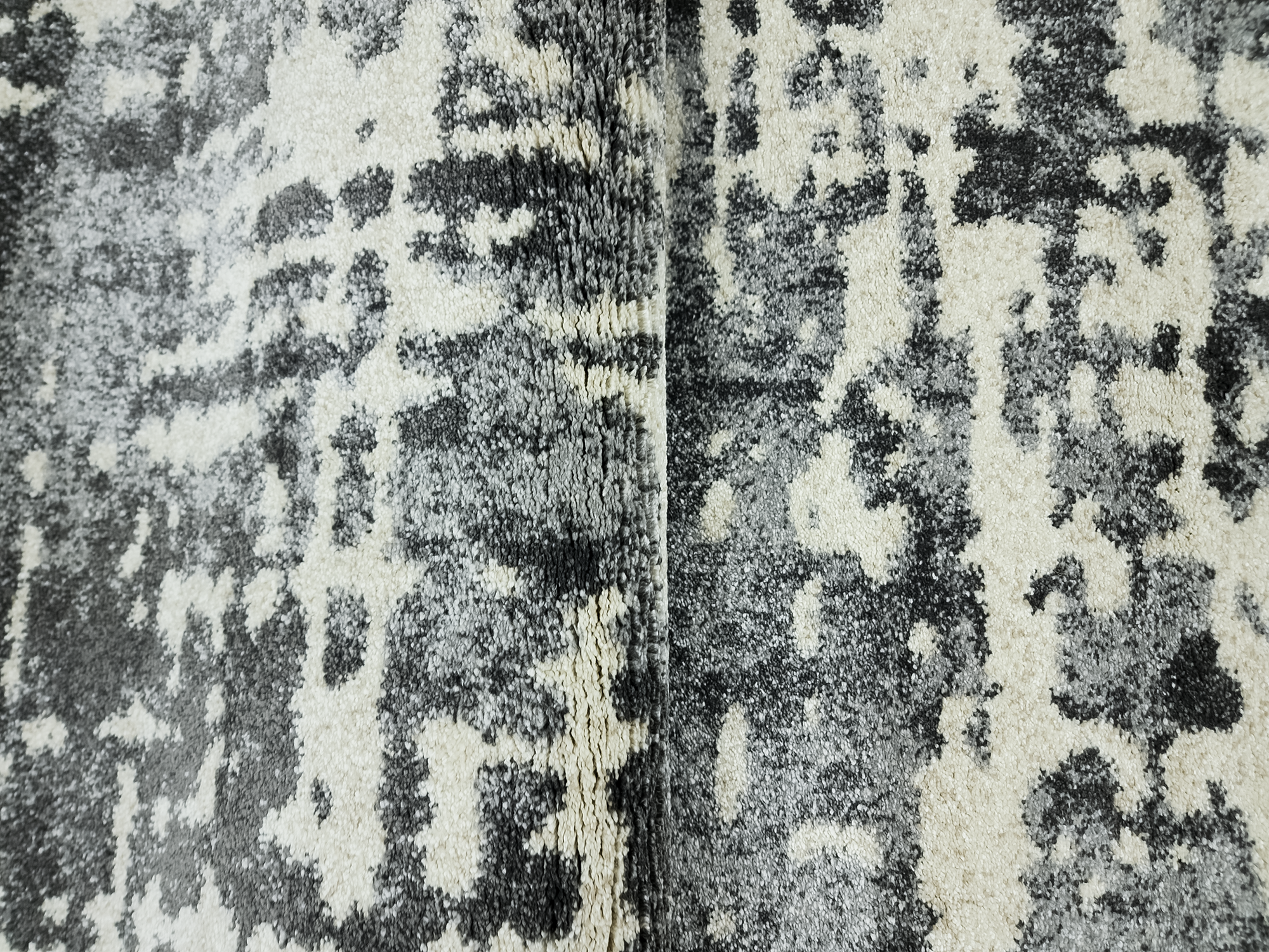 Sutton  18734 95 GREY