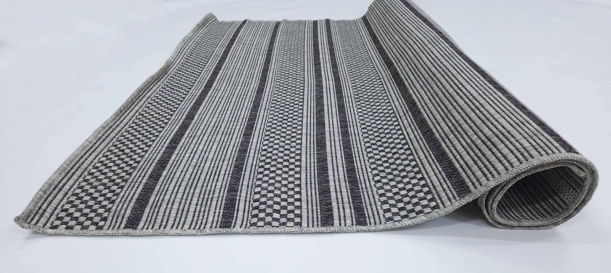 Coast 2235 S. Grey S. Black