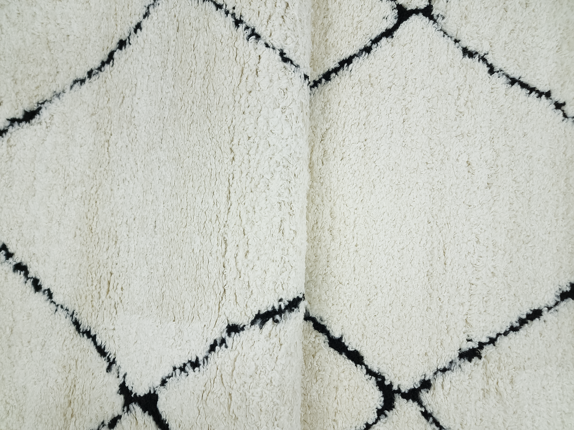 IDEAL SHAGGY  80260 390 WHITE BLACK