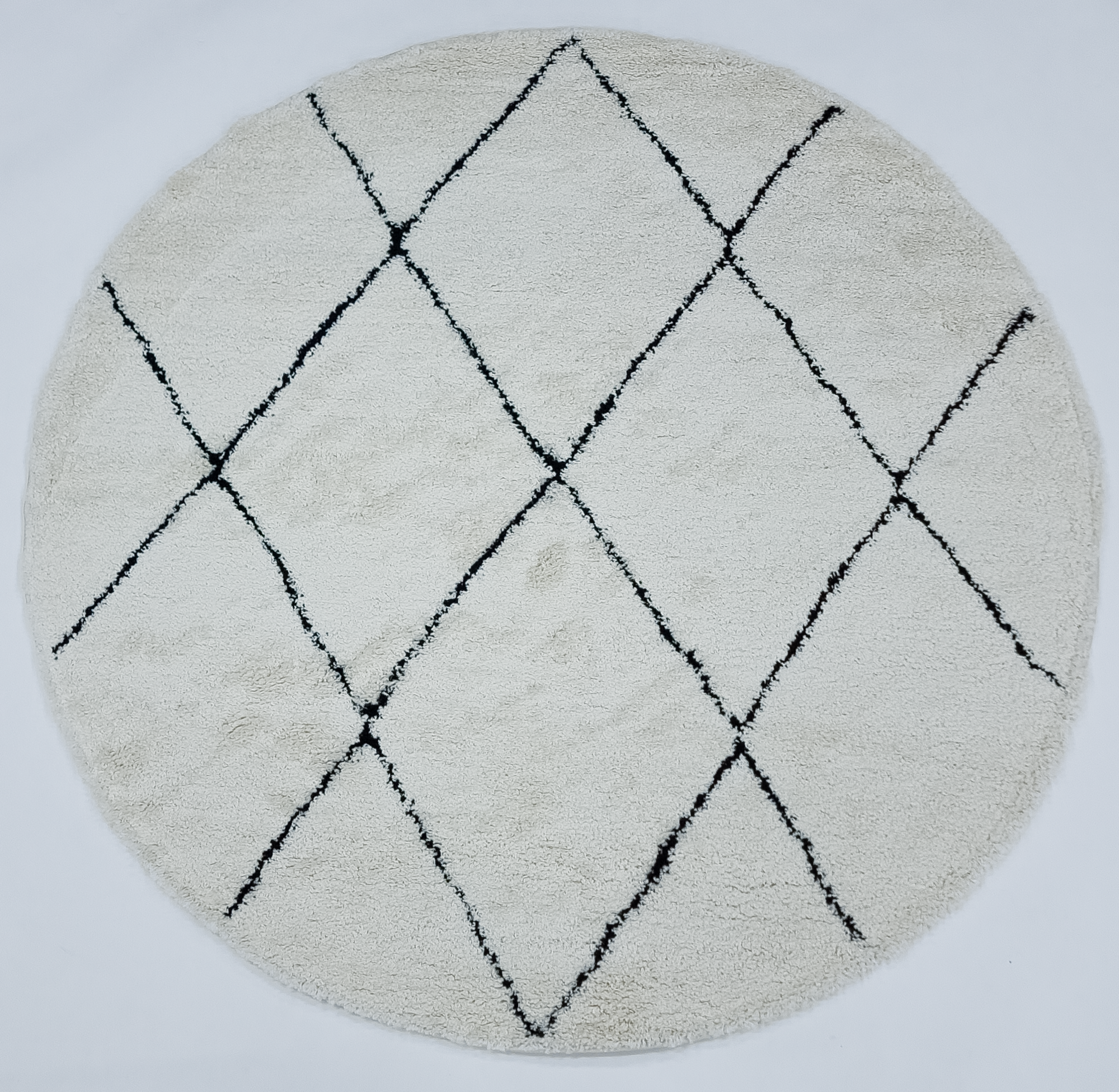 IDEAL SHAGGY  80260 390 WHITE BLACK (ROUND)