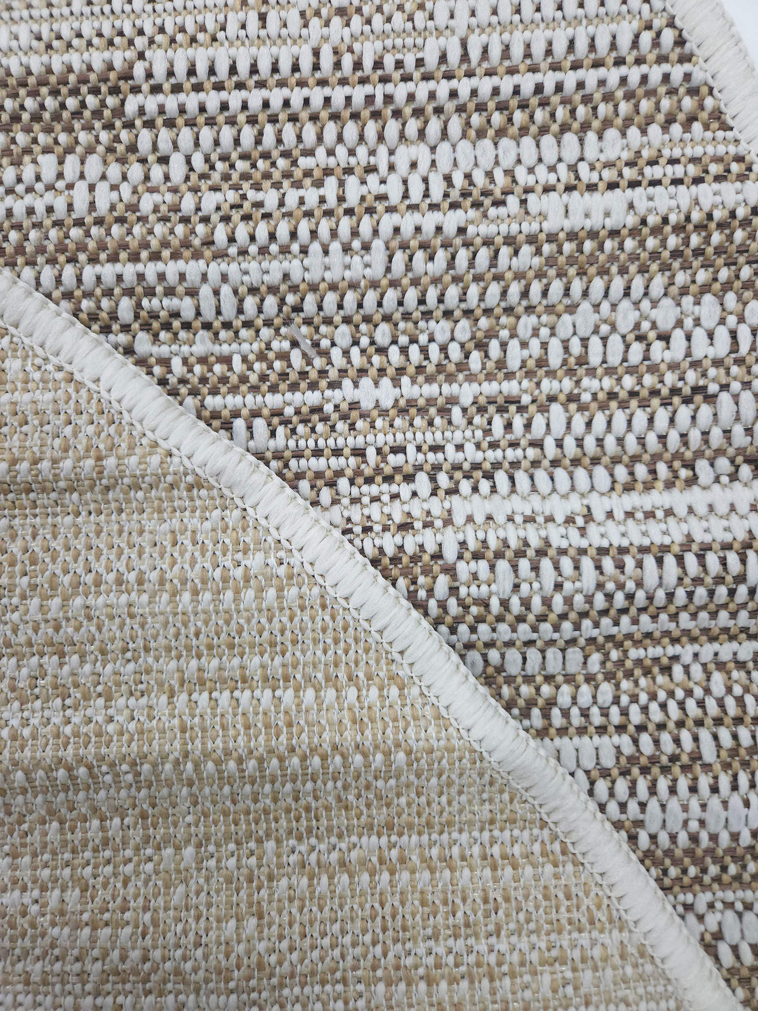 LUSH 1193 EcruNew Natural S.BROWN