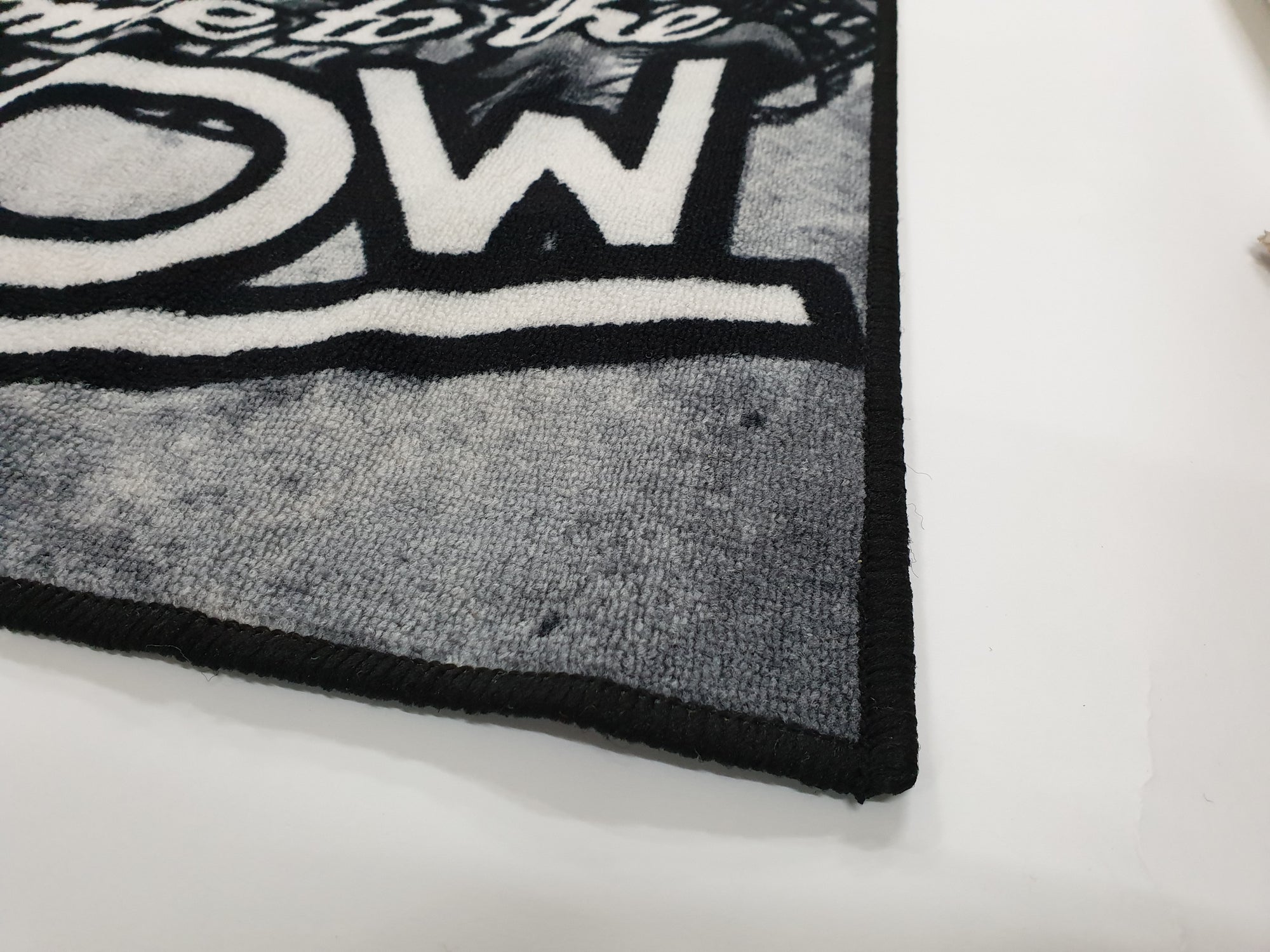 Hollywood - Rubber backing