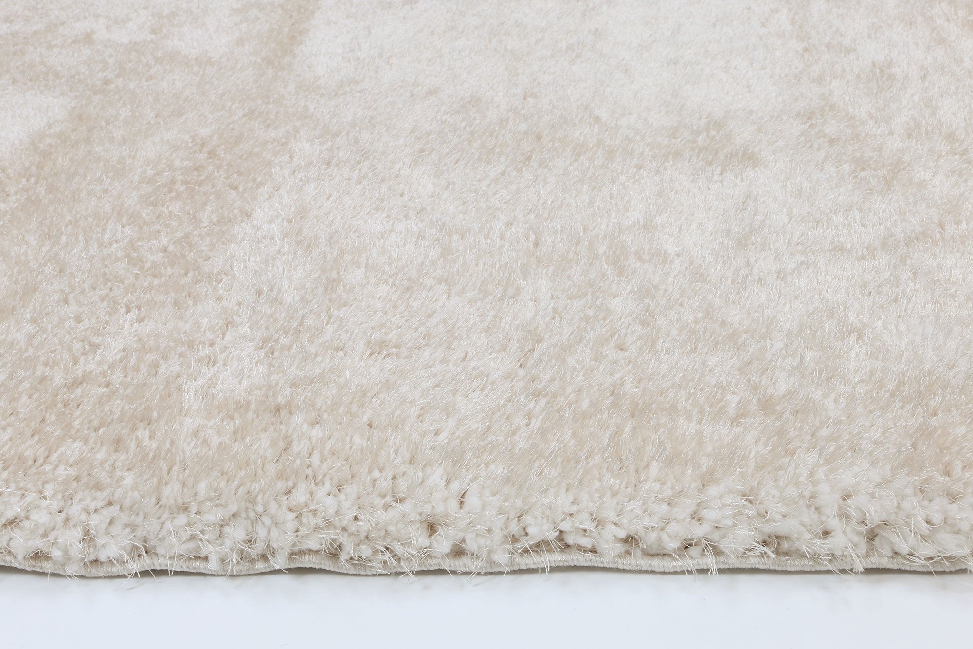 Fluffy Shaggy Ivory