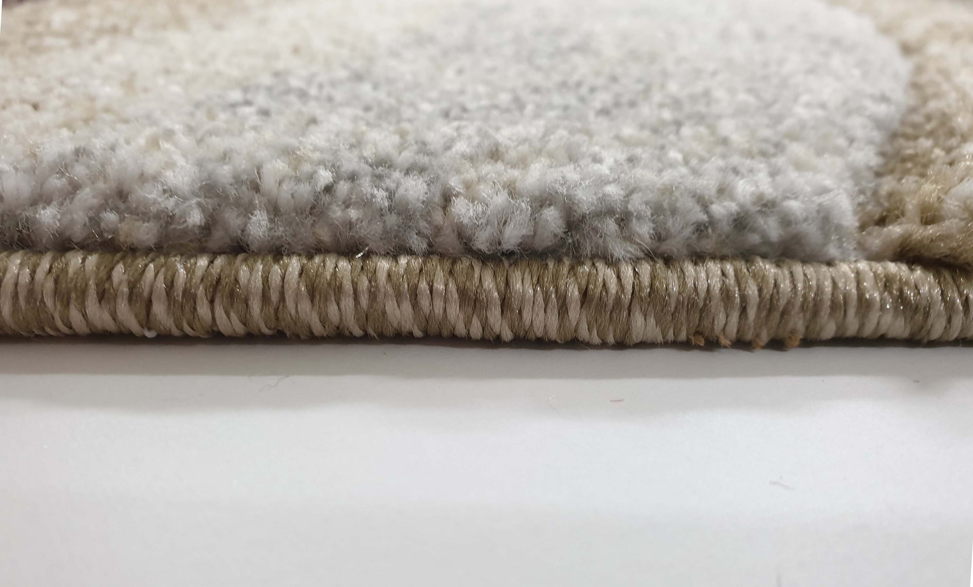 Omega C580A-FLD67BEIGE/FUME