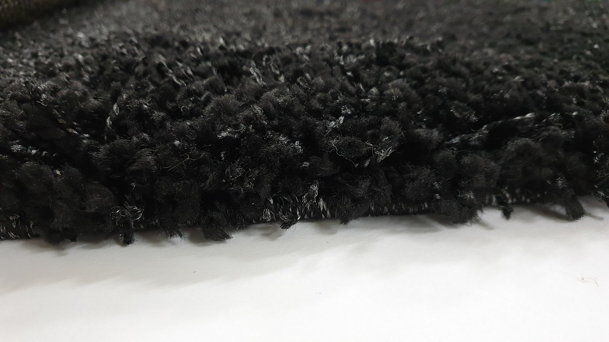 Twilight shaggy Black