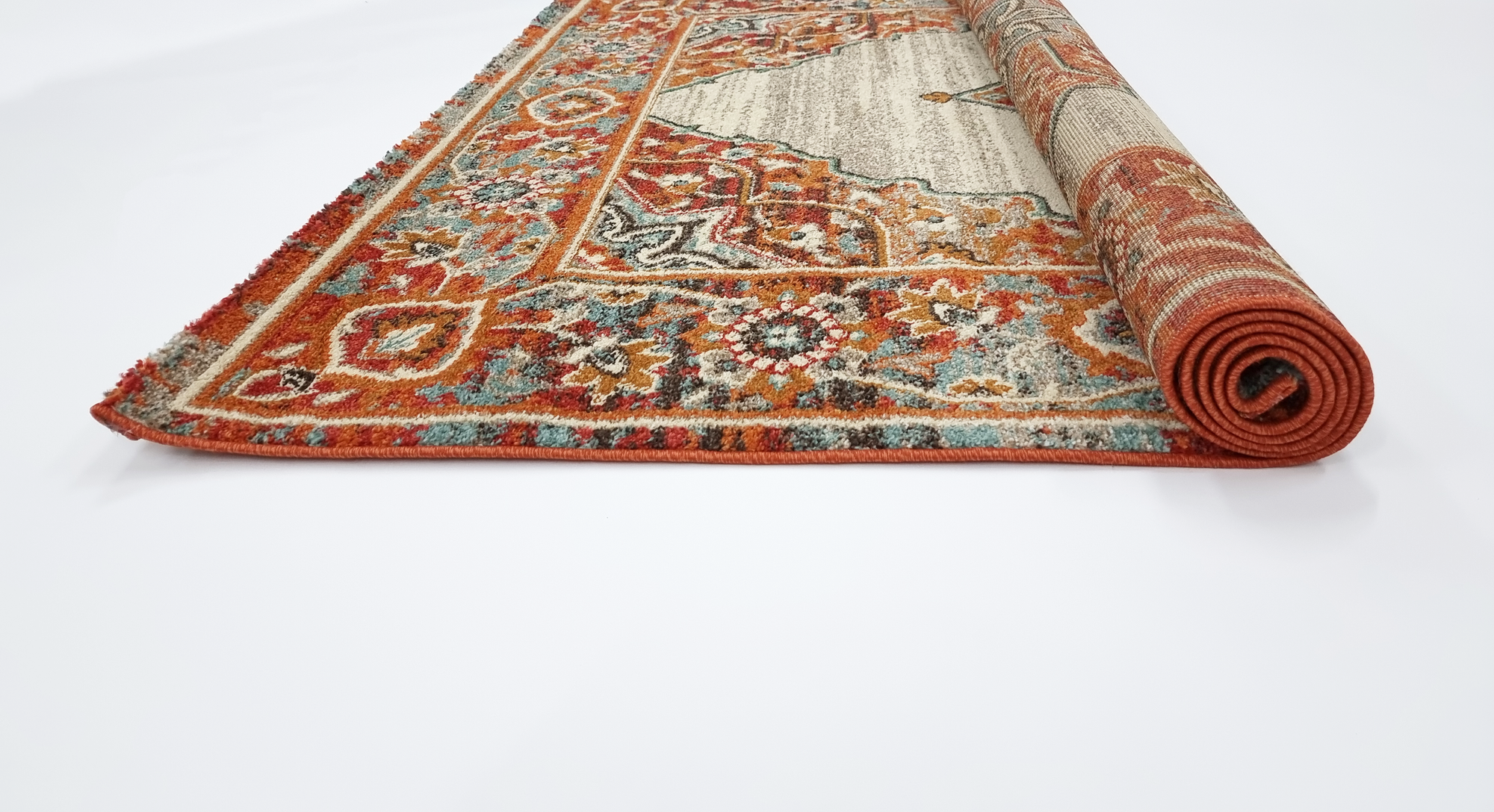 Frisee  196 RUBY/GOLD