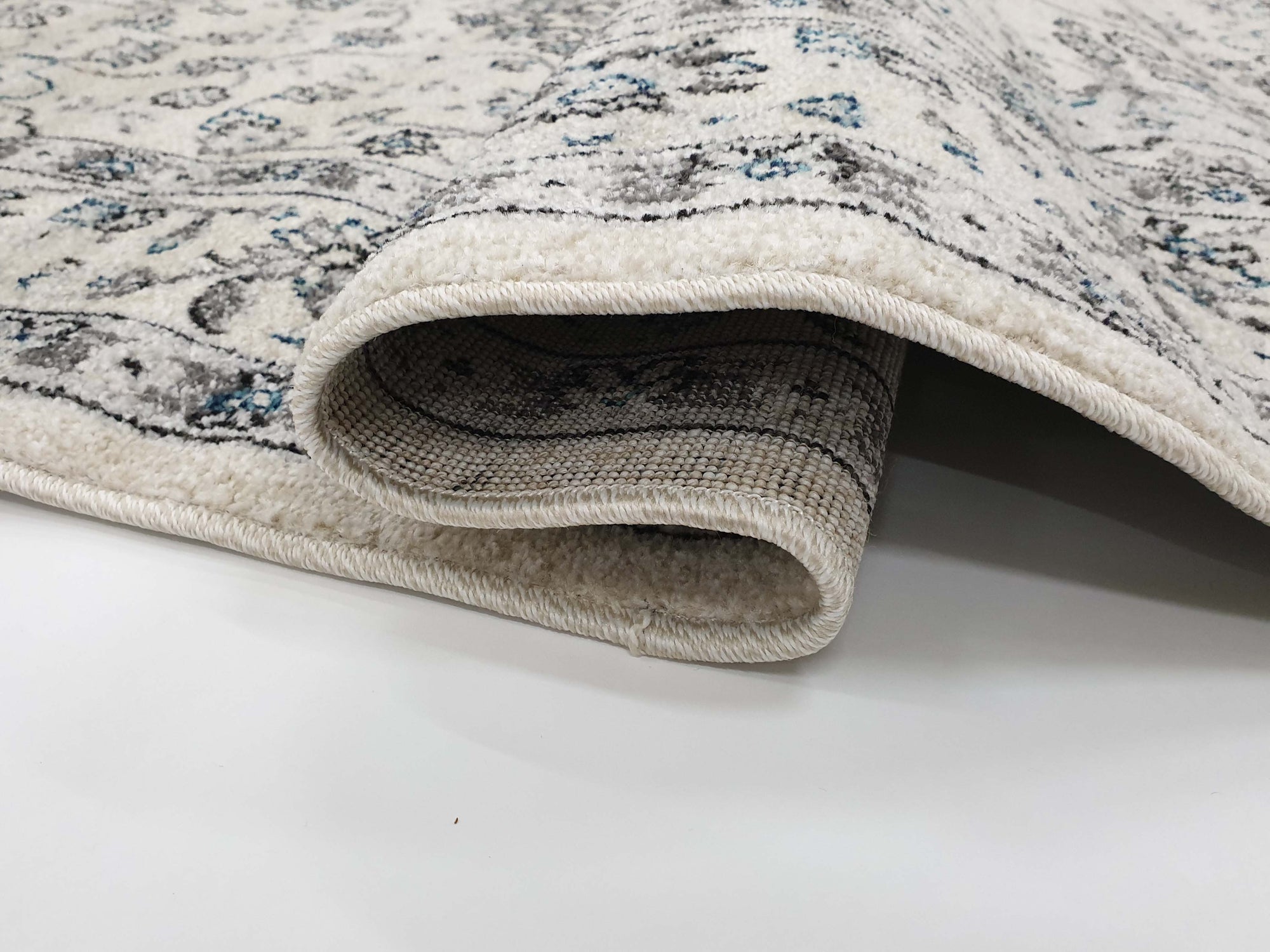 Gilan 628 Cream Blue