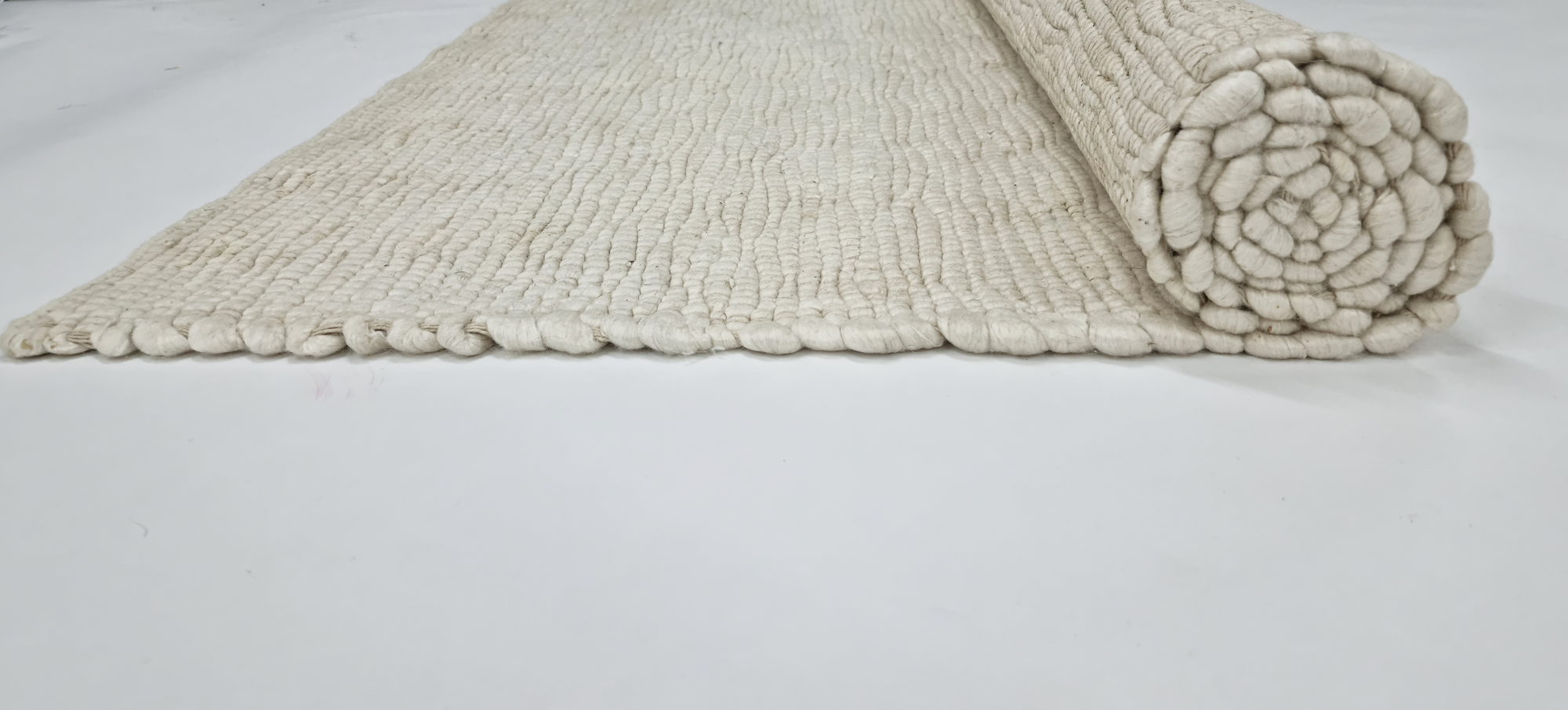 Lucia Vanilla (Wool Rug)