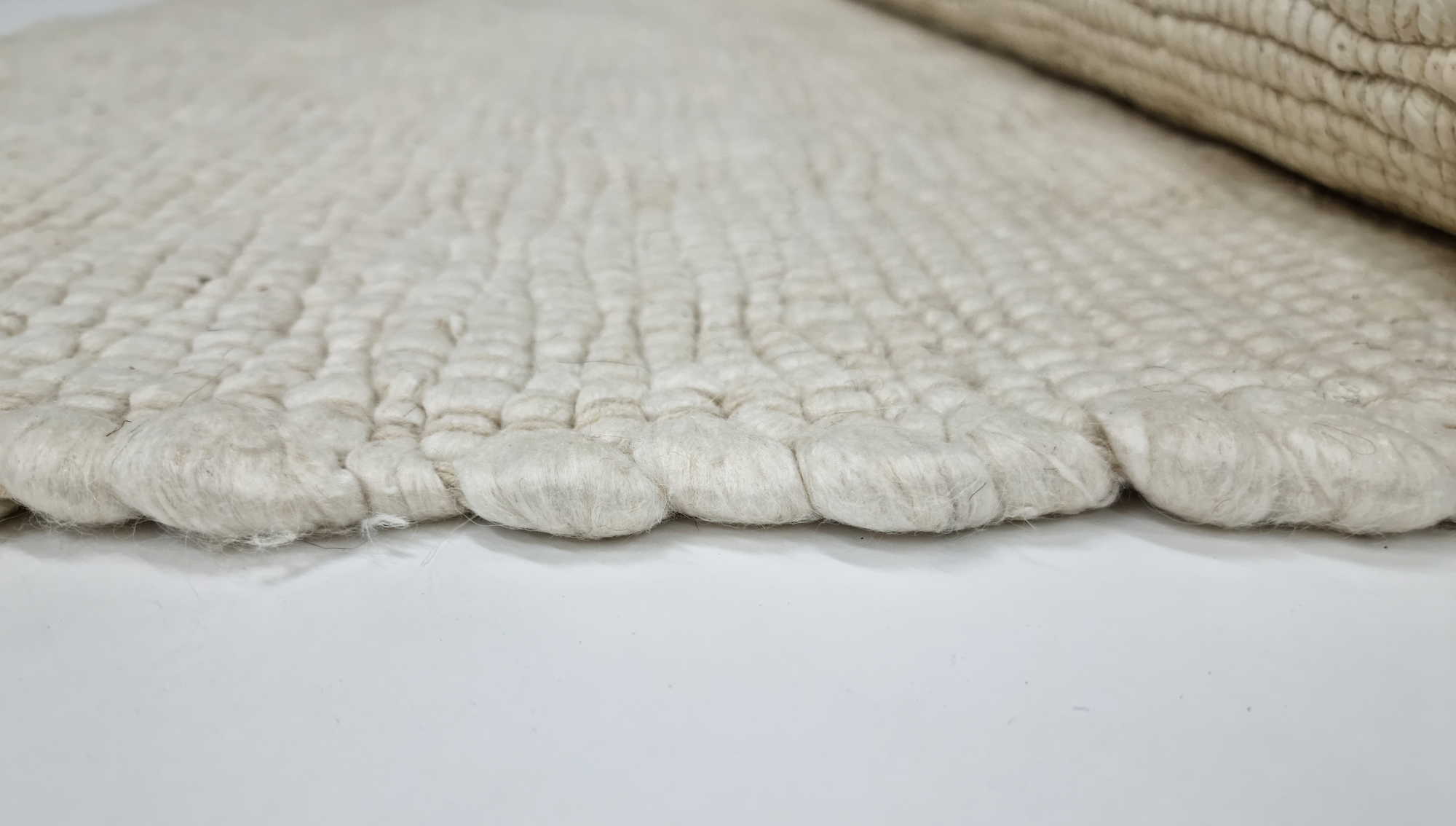 Lucia Vanilla (Wool Rug)